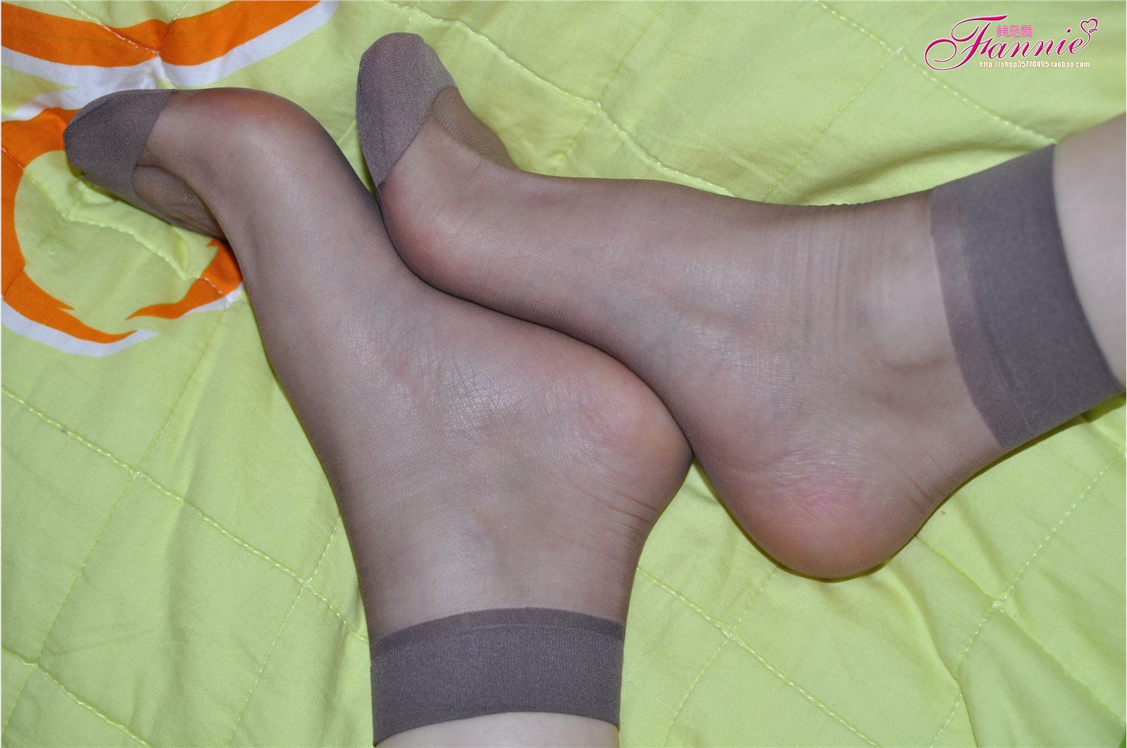 Fannie芬妮高清原图之灰丝特写(1)NO.181