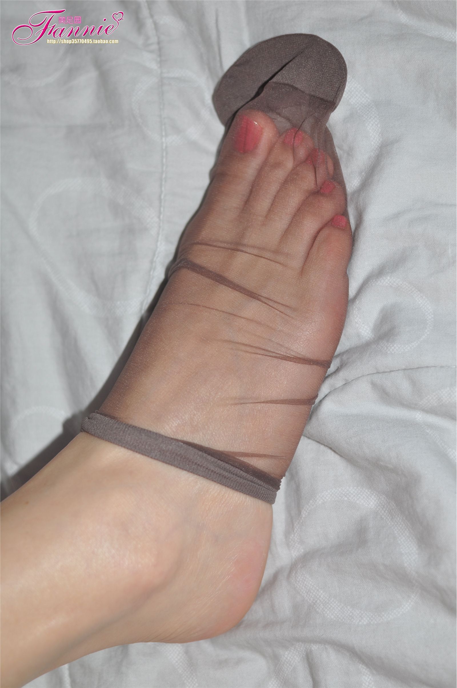 Fannie芬妮高清原图之灰丝特写(2)NO.182