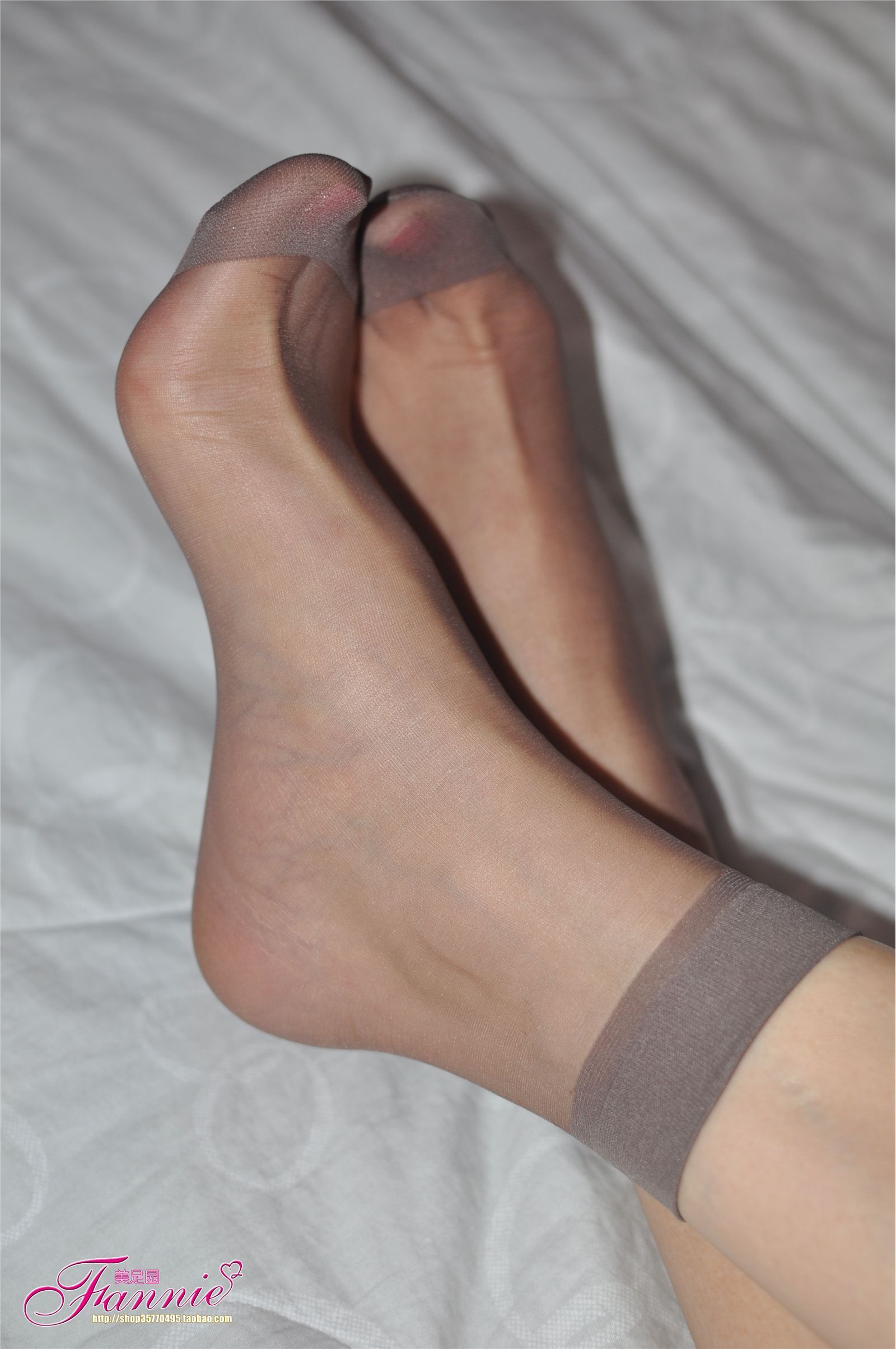 Fannie芬妮高清原图之灰丝特写(2)NO.182