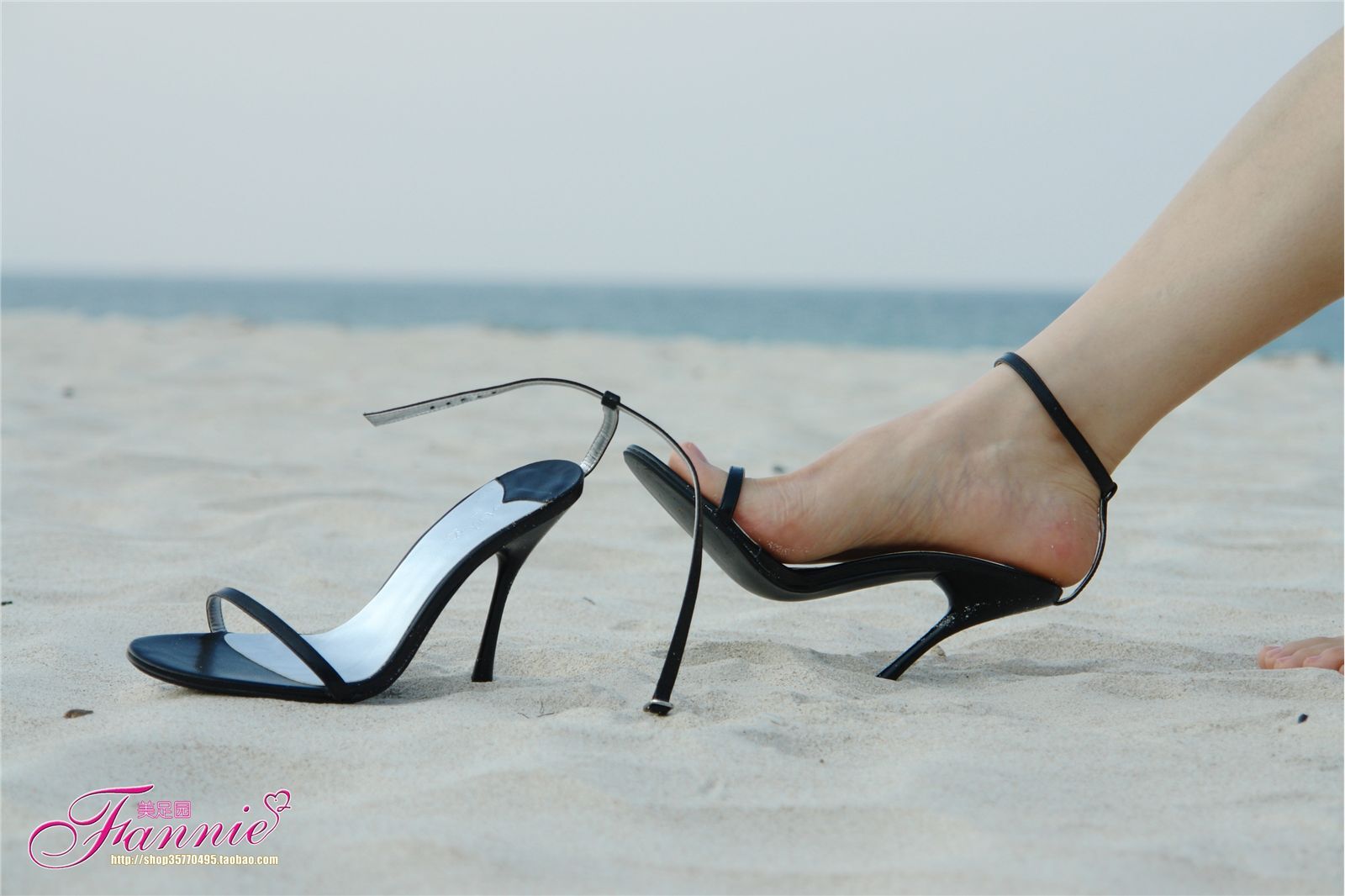 Fannie芬妮高清原图之极致高跟魅惑 碧海银沙（原图版）NO.187