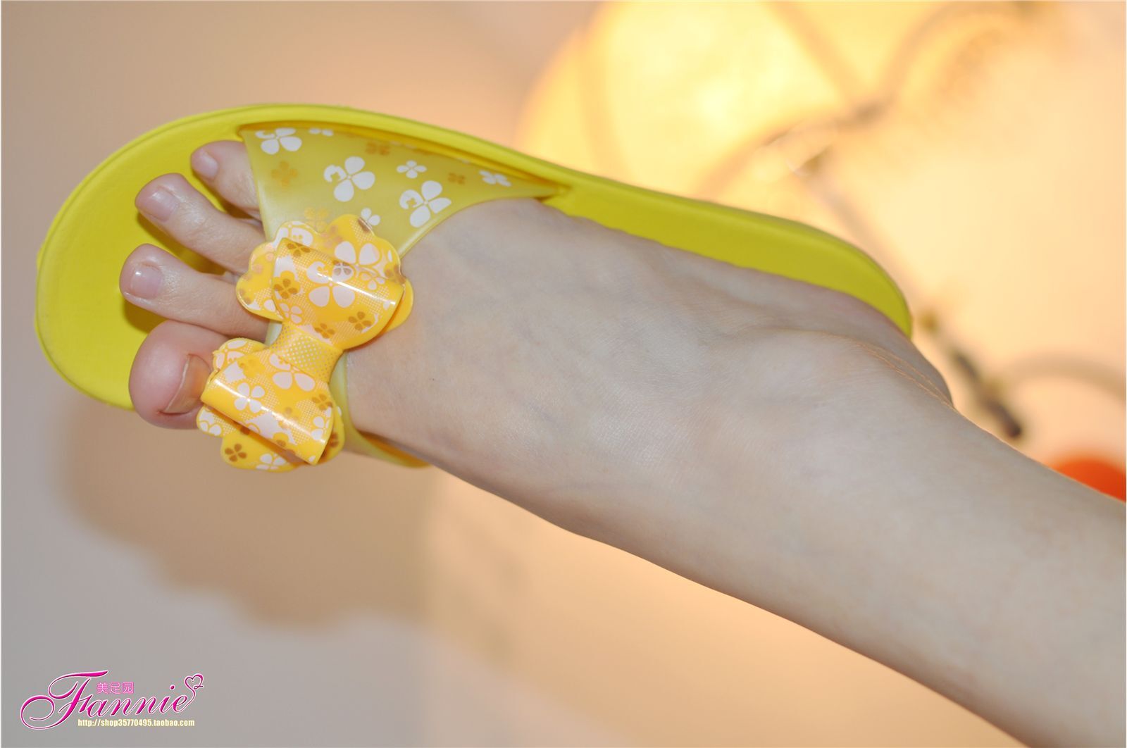 Fannie芬妮高清原图之假日心情（裸足3）NO.205