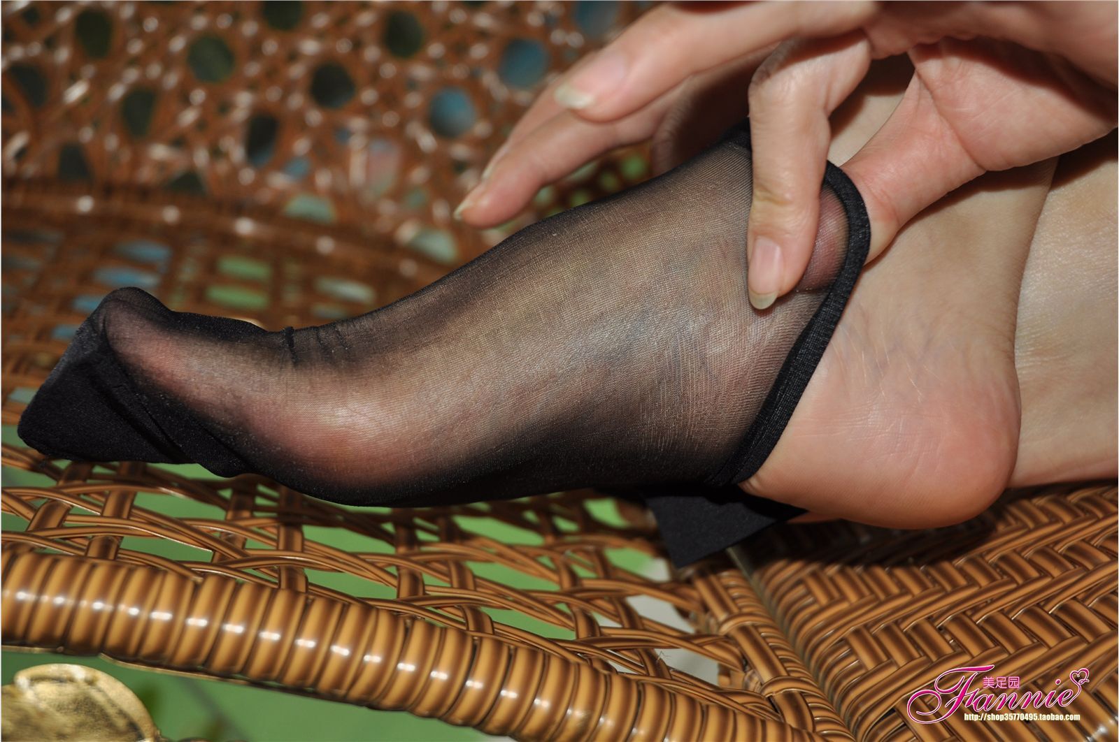 Fannie芬妮高清原图之假日心情（丝足4）NO.206