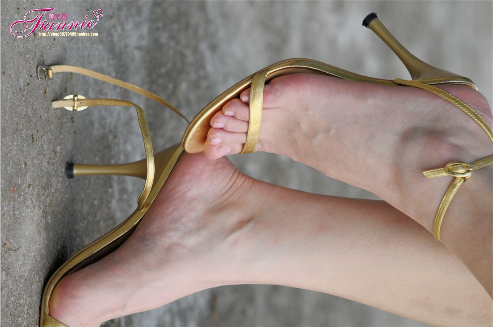 Fannie芬妮高清原图之金色的旋律户外篇三《仙境》NO.223