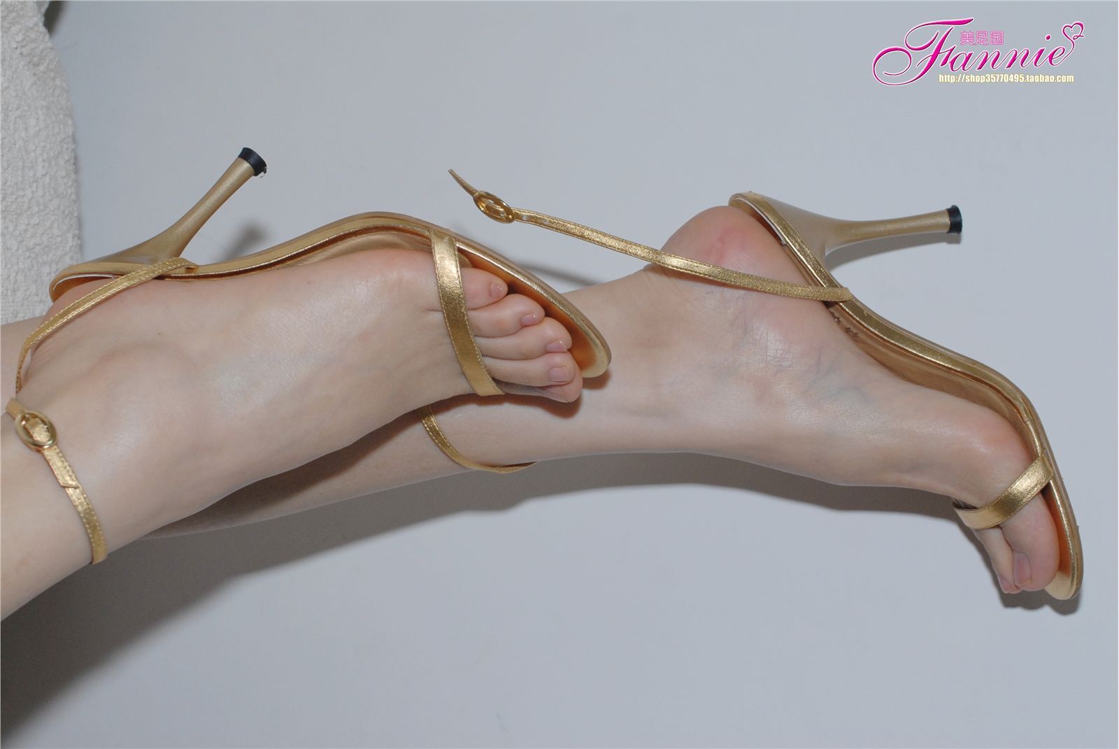 Fannie芬妮高清原图之金色的旋律室内篇二（原图版）NO.226