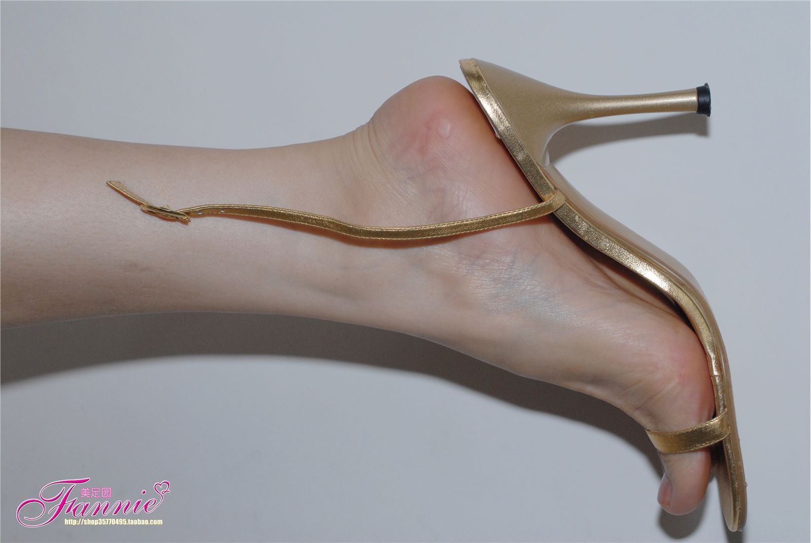 Fannie芬妮高清原图之金色的旋律室内篇二（原图版）NO.226