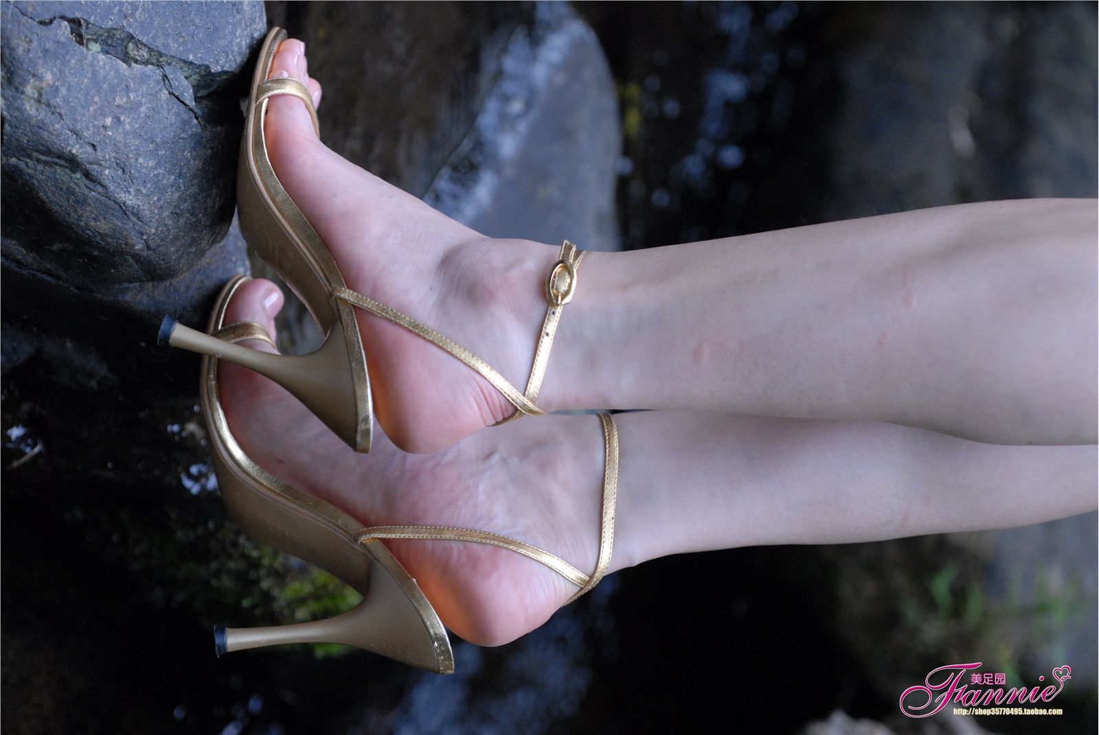 Fannie芬妮高清原图之金色的旋律足香氤氲满山谷（原图版）NO.230