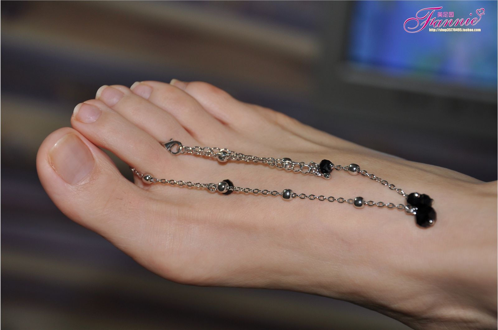 Fannie芬妮高清原图之精致女人的选择 秀美脚踝的魅惑（黑色）NO.234