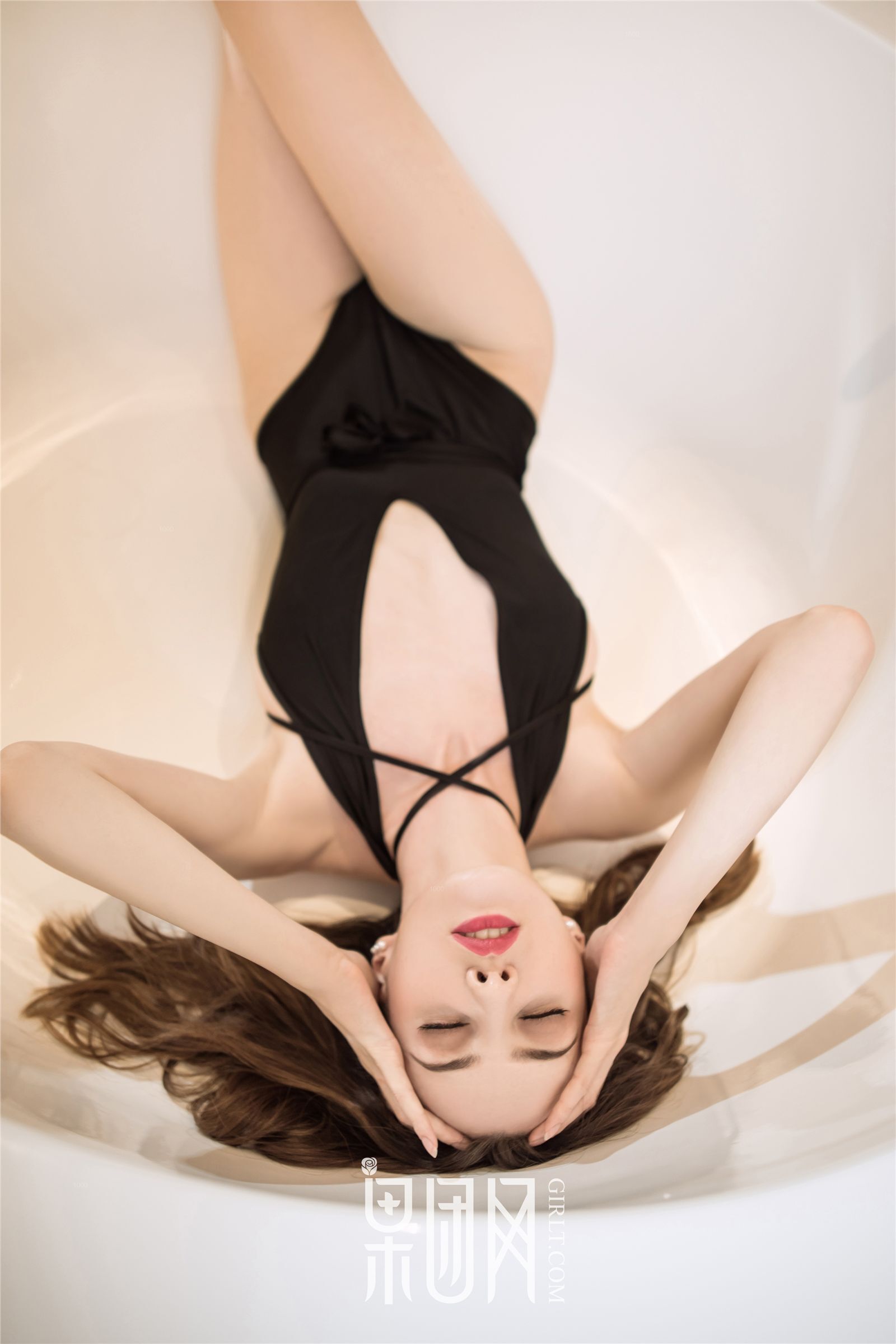 [Girlt果团网]2017.08.12 No.048 丽塔