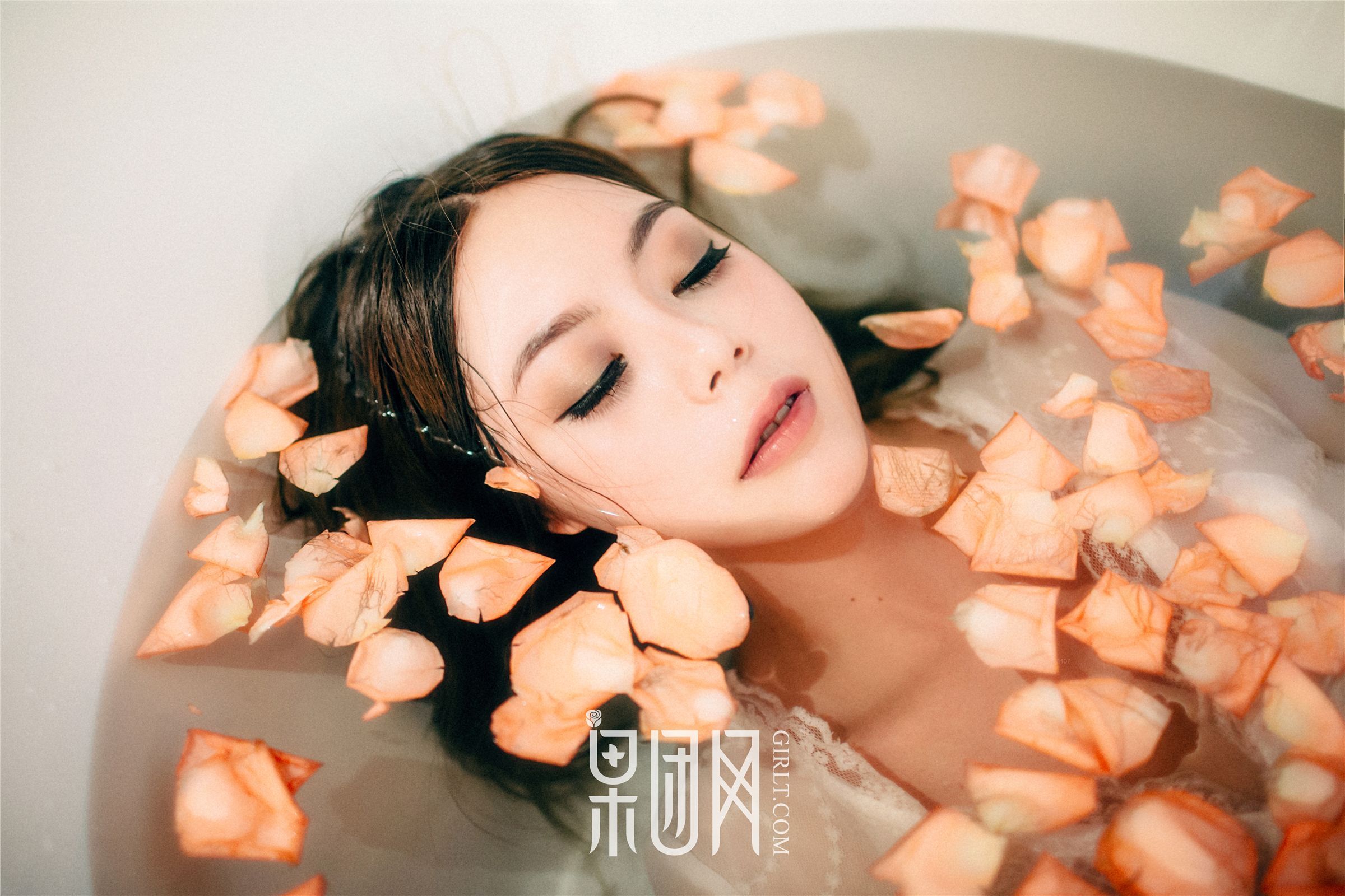 [Girlt果团网] 2017.09.17 No.069 居室少女Anne