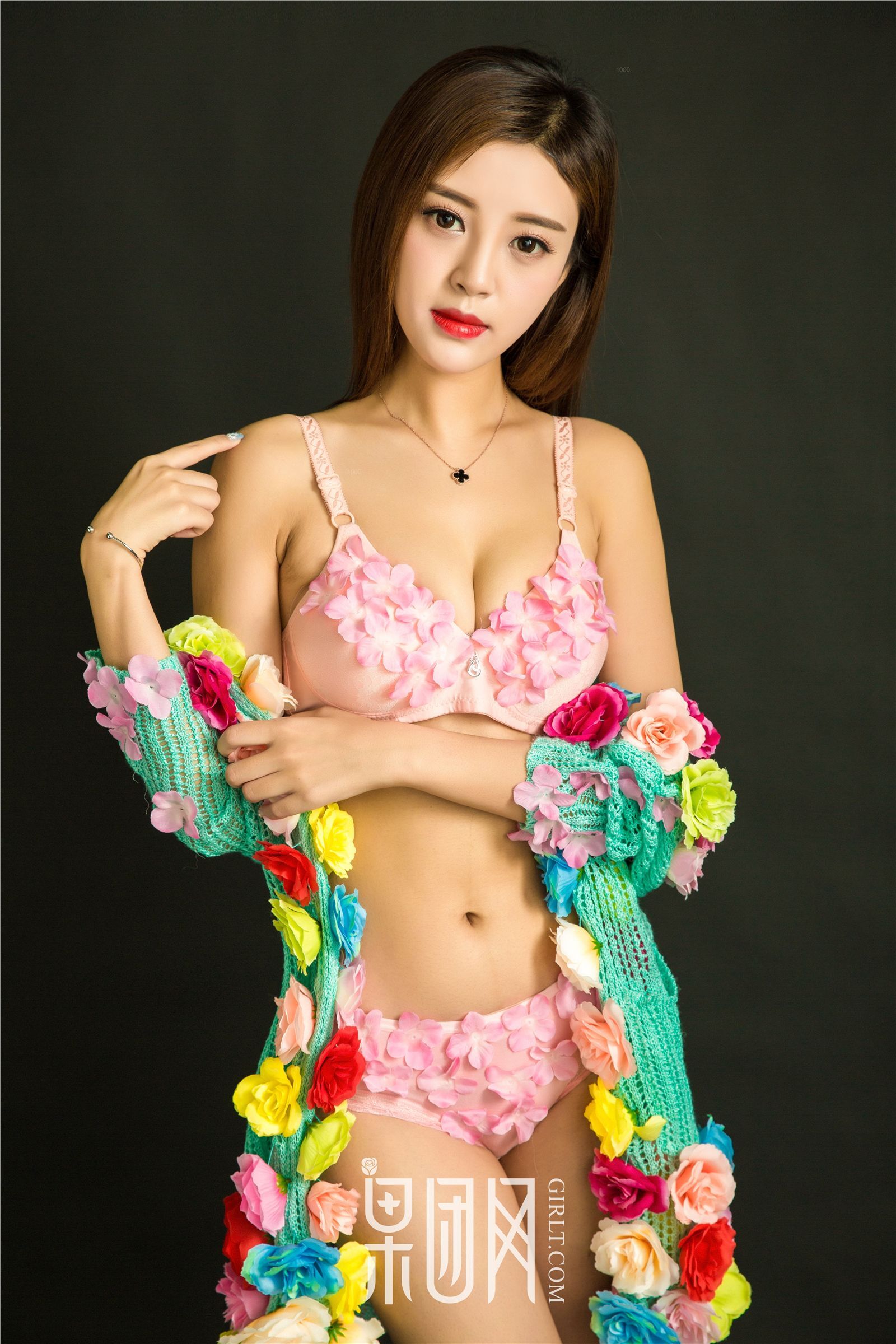 [Girlt果团网]2017.08.13 Vol.051 颤颤