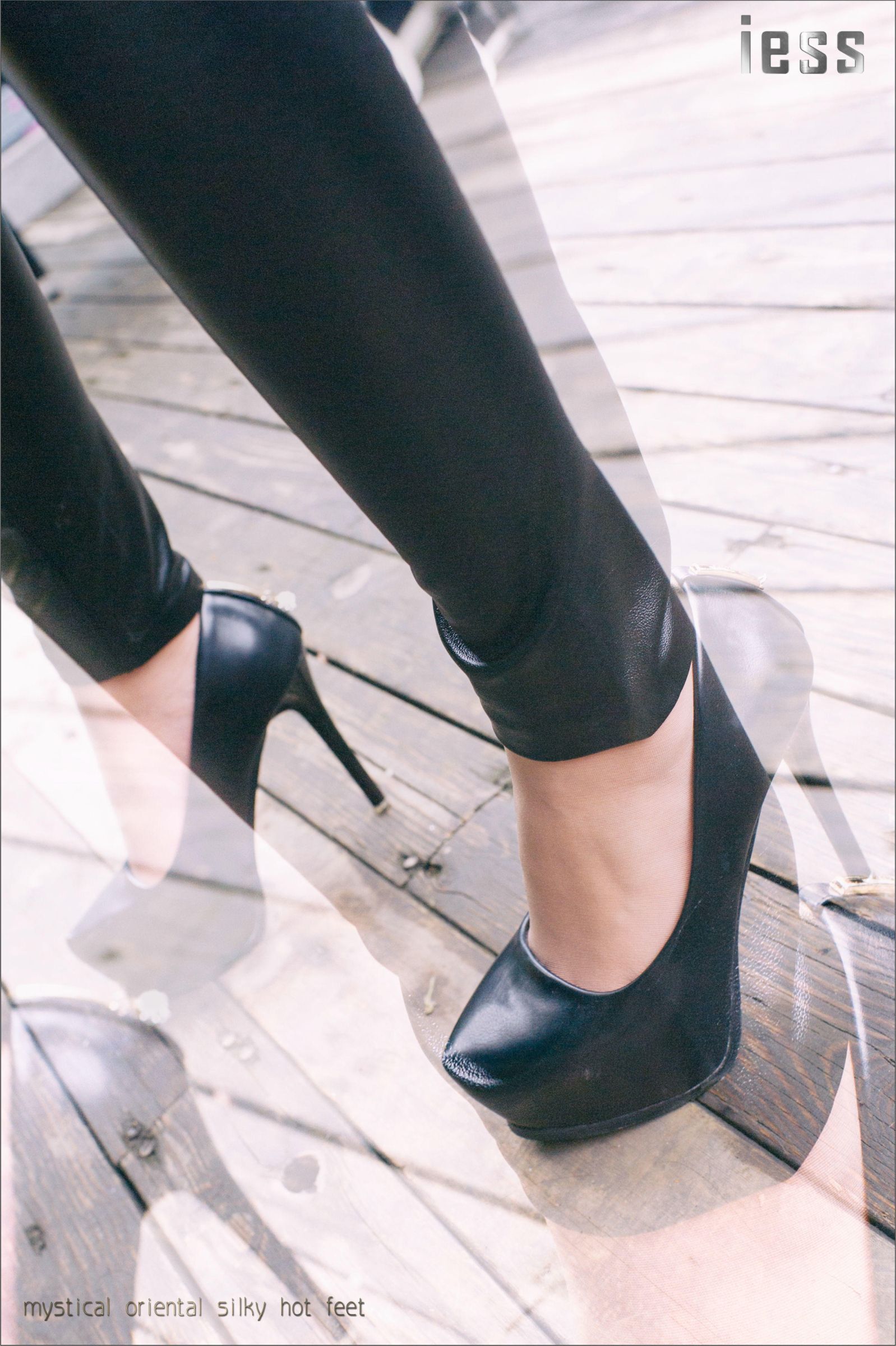 [IESS异思趣向] 2016.10.21 NO.020《紧绷皮裤与顺滑肉丝 1》羊羊