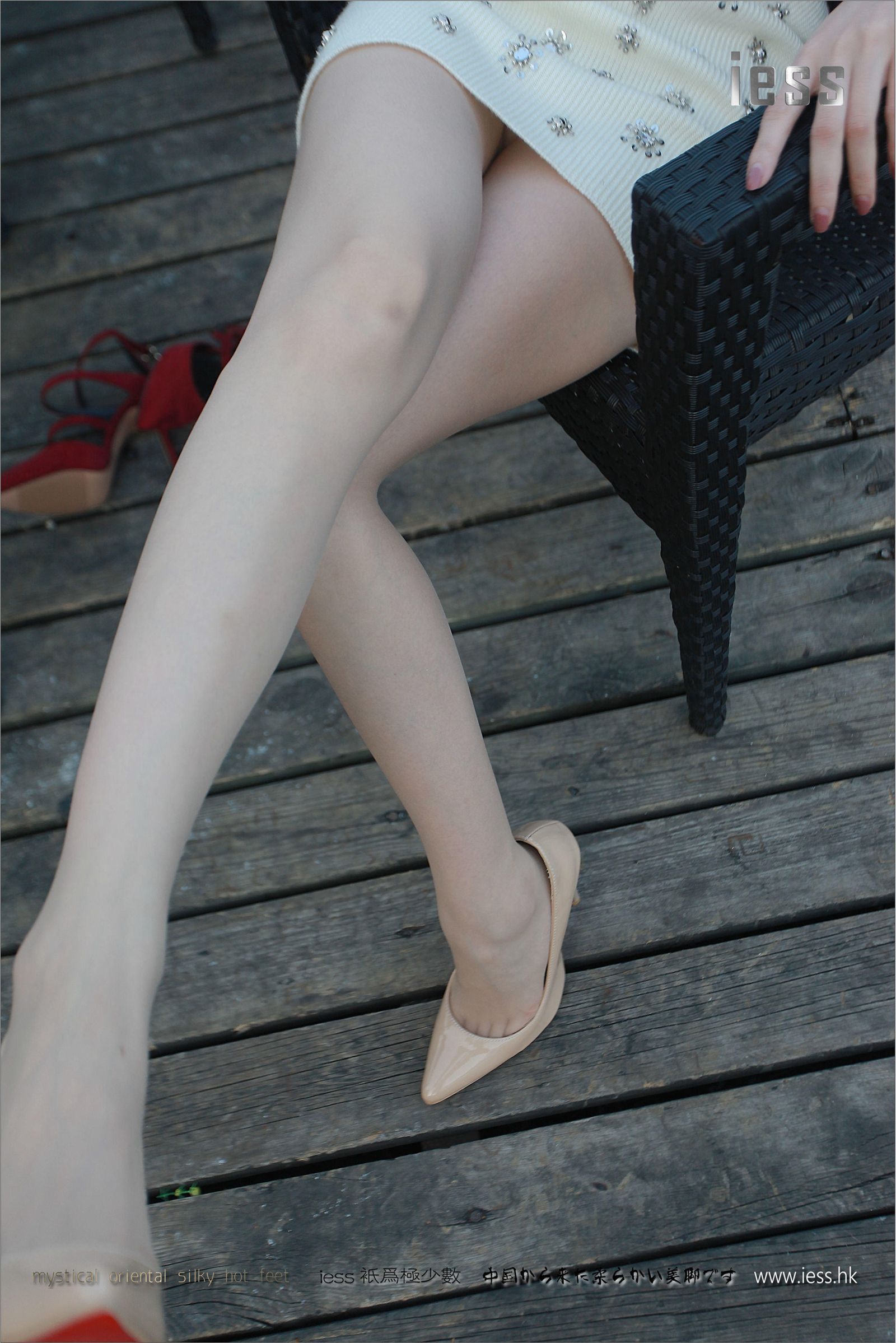 [IESS异思趣向]2017.02.16  NO.075 佳佳