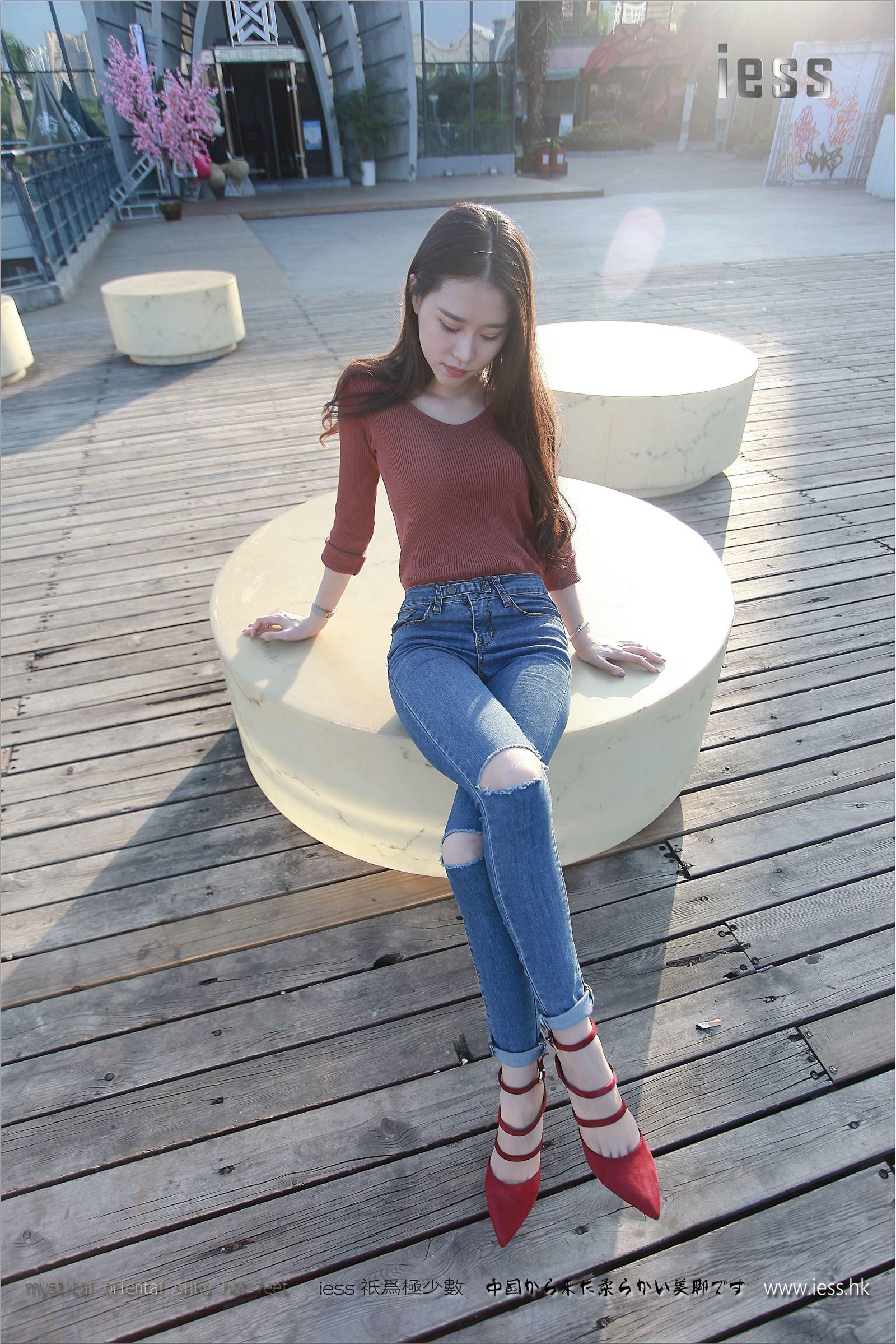 [IESS异思趣向]2017.04.17 NO.102 佳爷匀