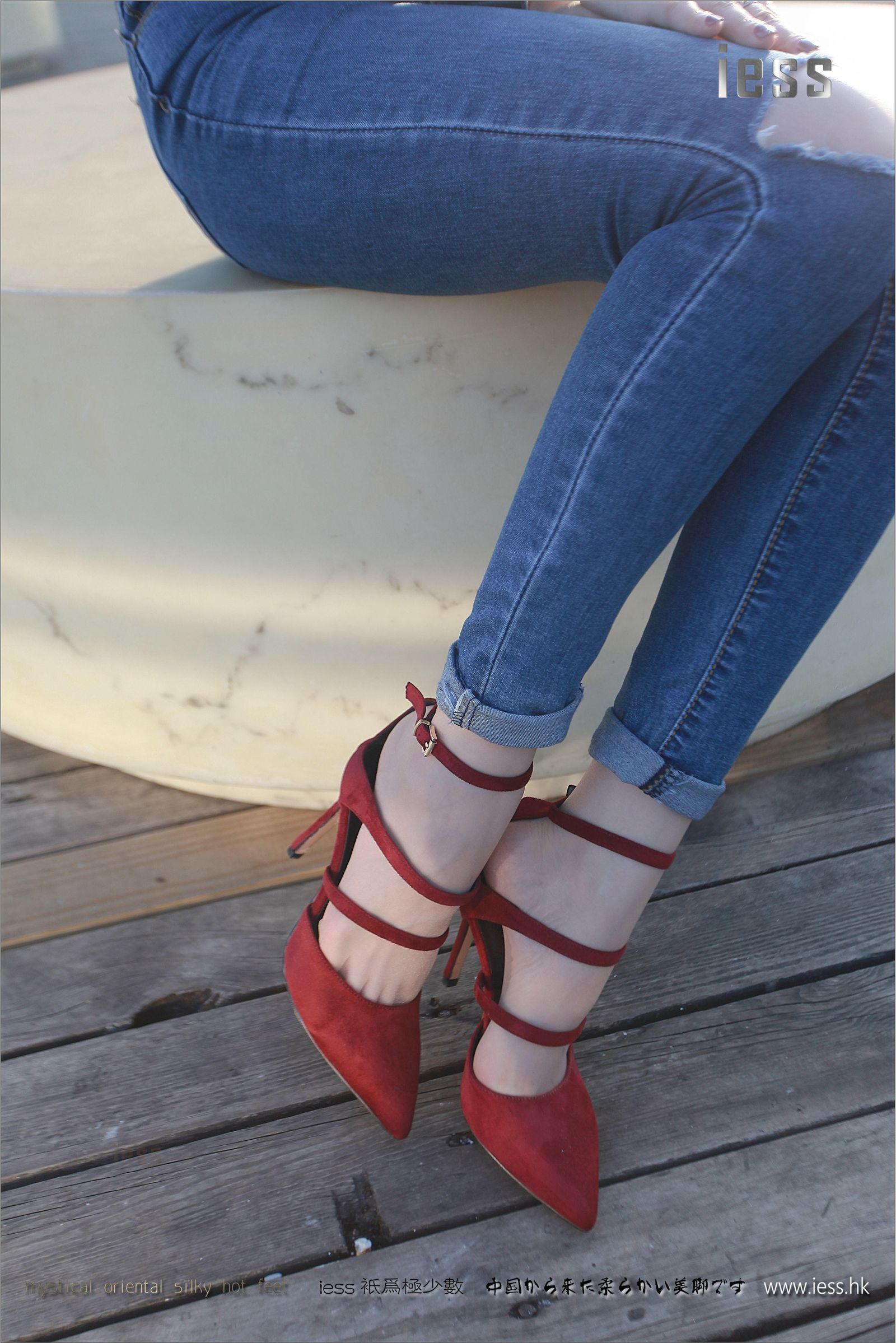 [IESS异思趣向]2017.04.17 NO.102 佳爷匀