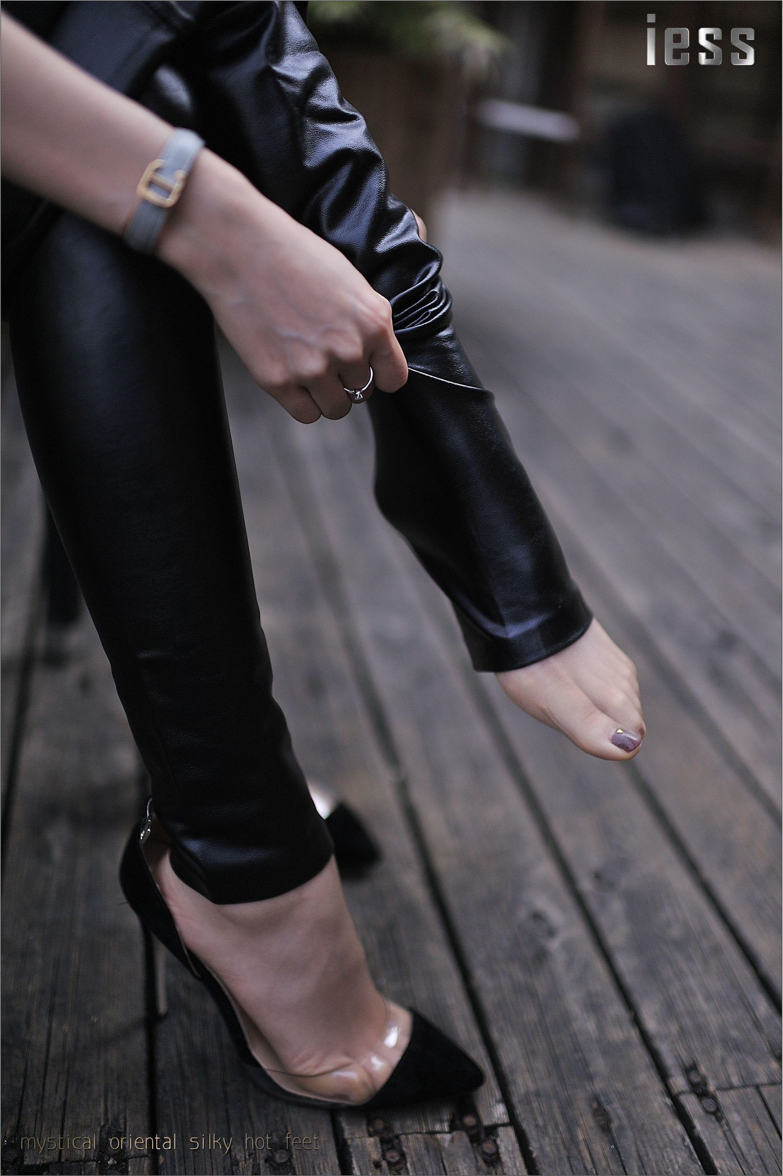 [IESS异思趣向] 2016.11.17 No.033《窒息之美》