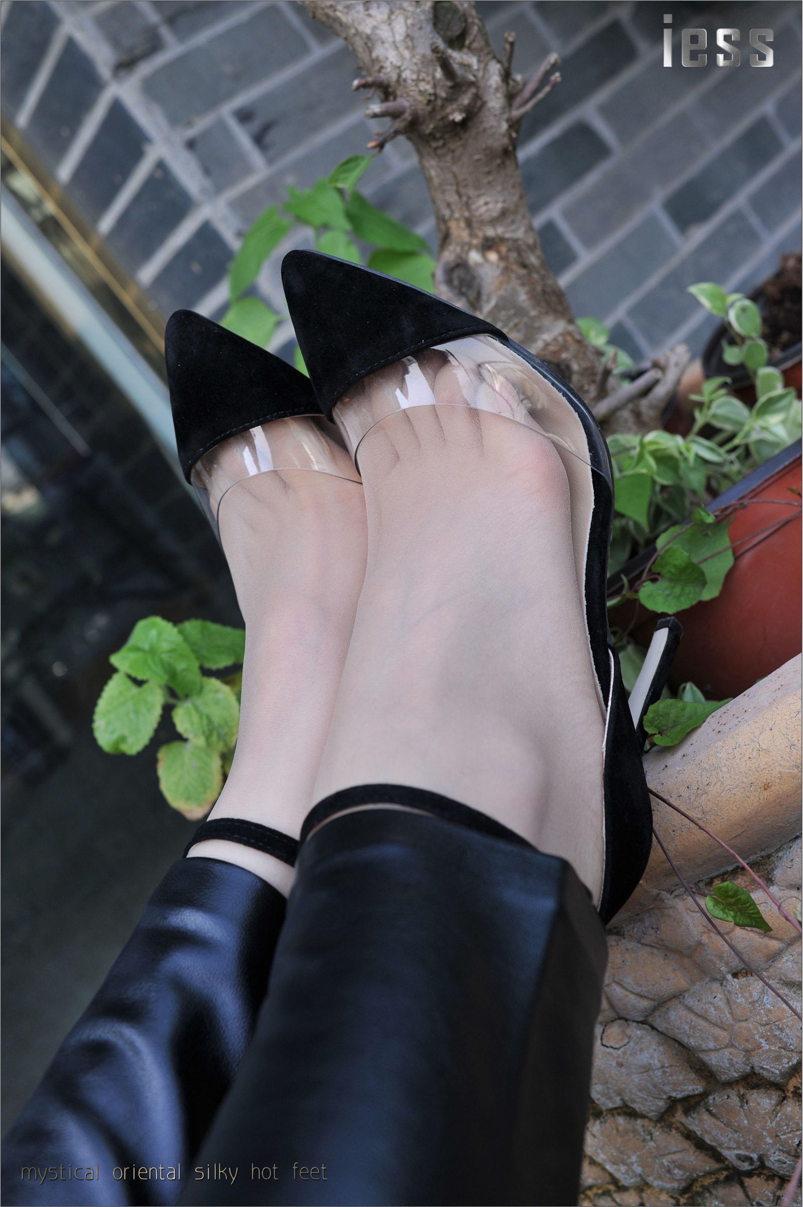 [IESS异思趣向] 2016.11.17 No.033《窒息之美》