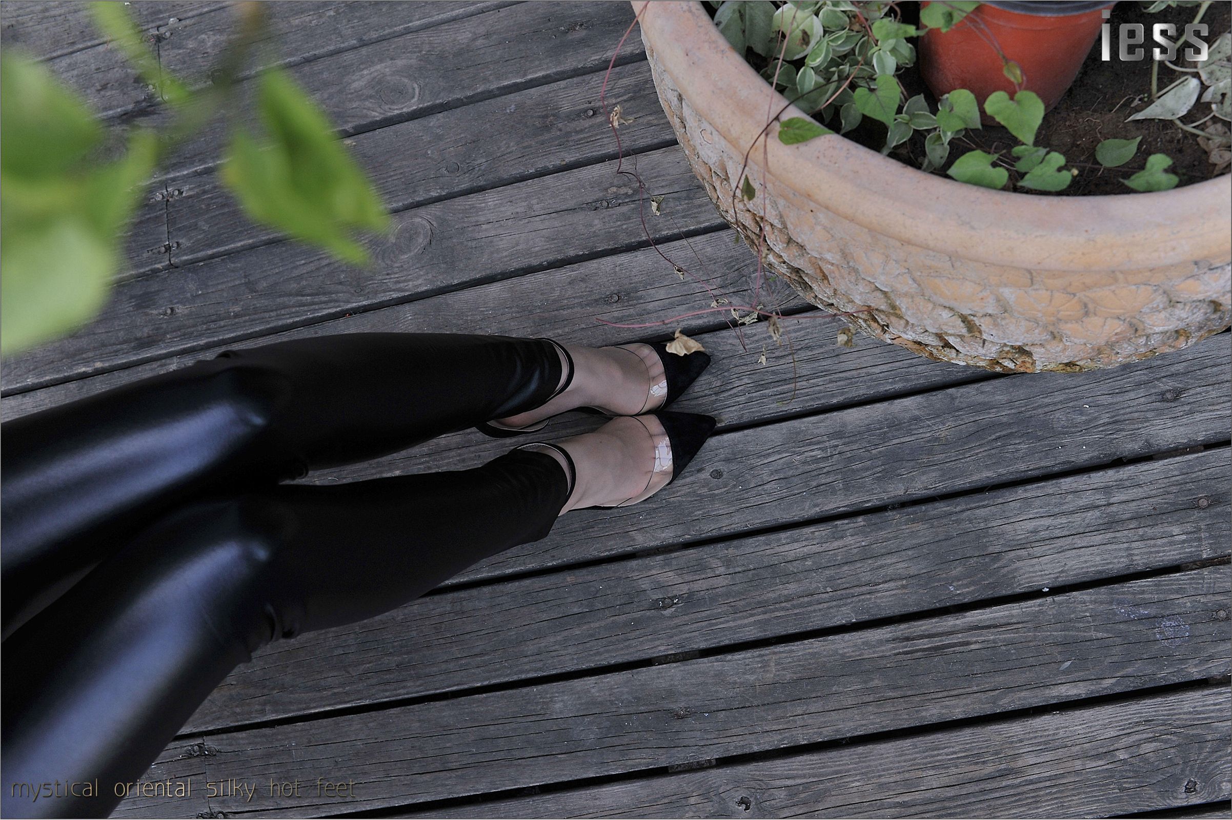 [IESS异思趣向] 2016.11.17 No.033《窒息之美》