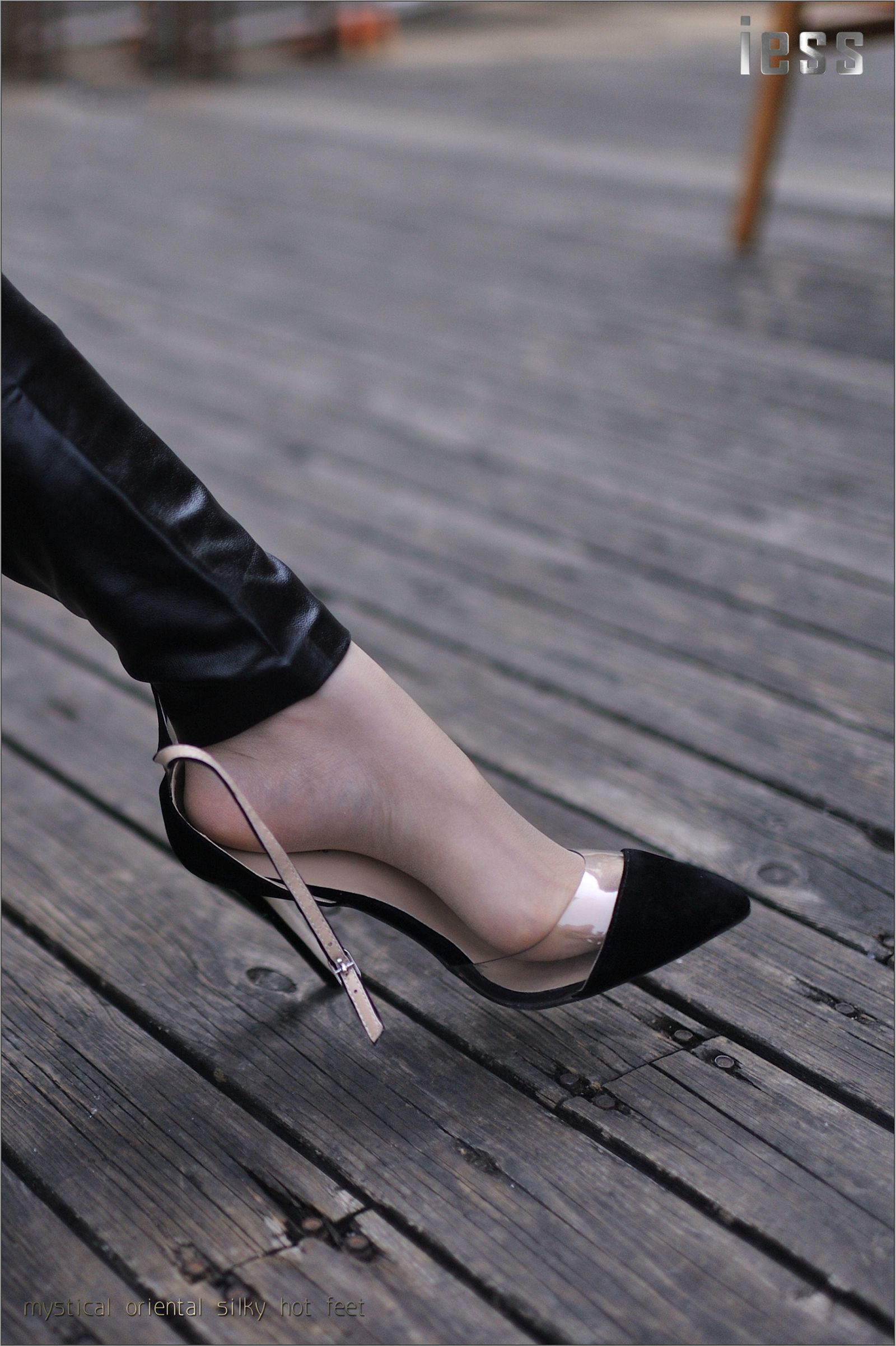 [IESS异思趣向] 2016.11.17 No.033《窒息之美》