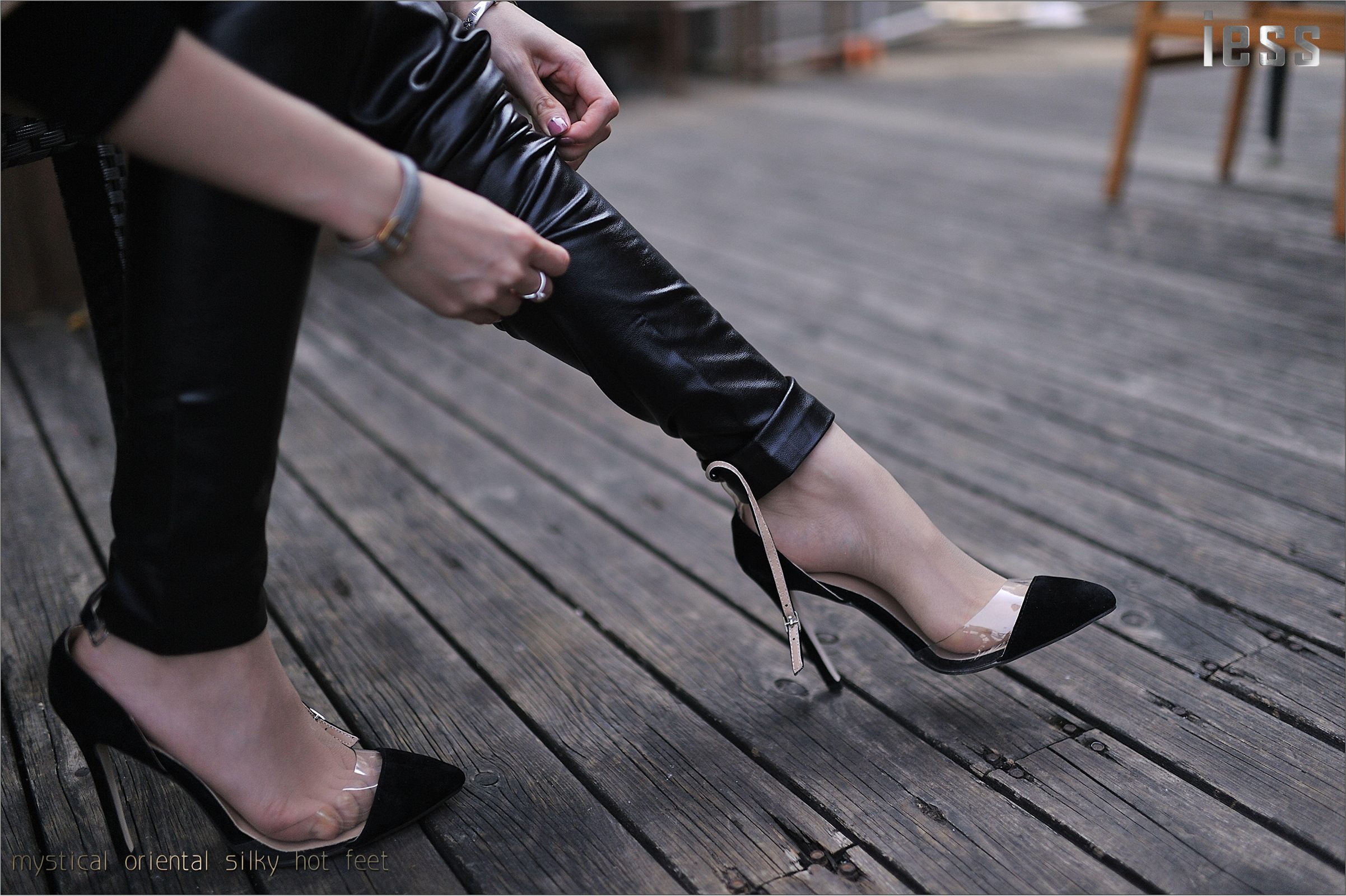 [IESS异思趣向] 2016.11.17 No.033《窒息之美》