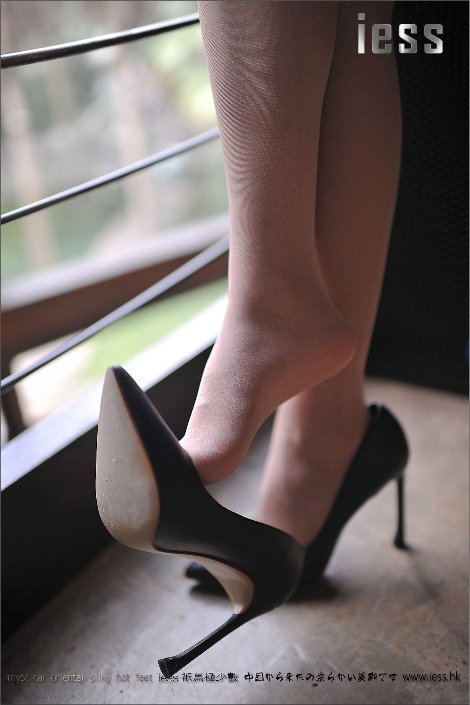 [IESS异思趣向] 2016.12.24 No.042 小C