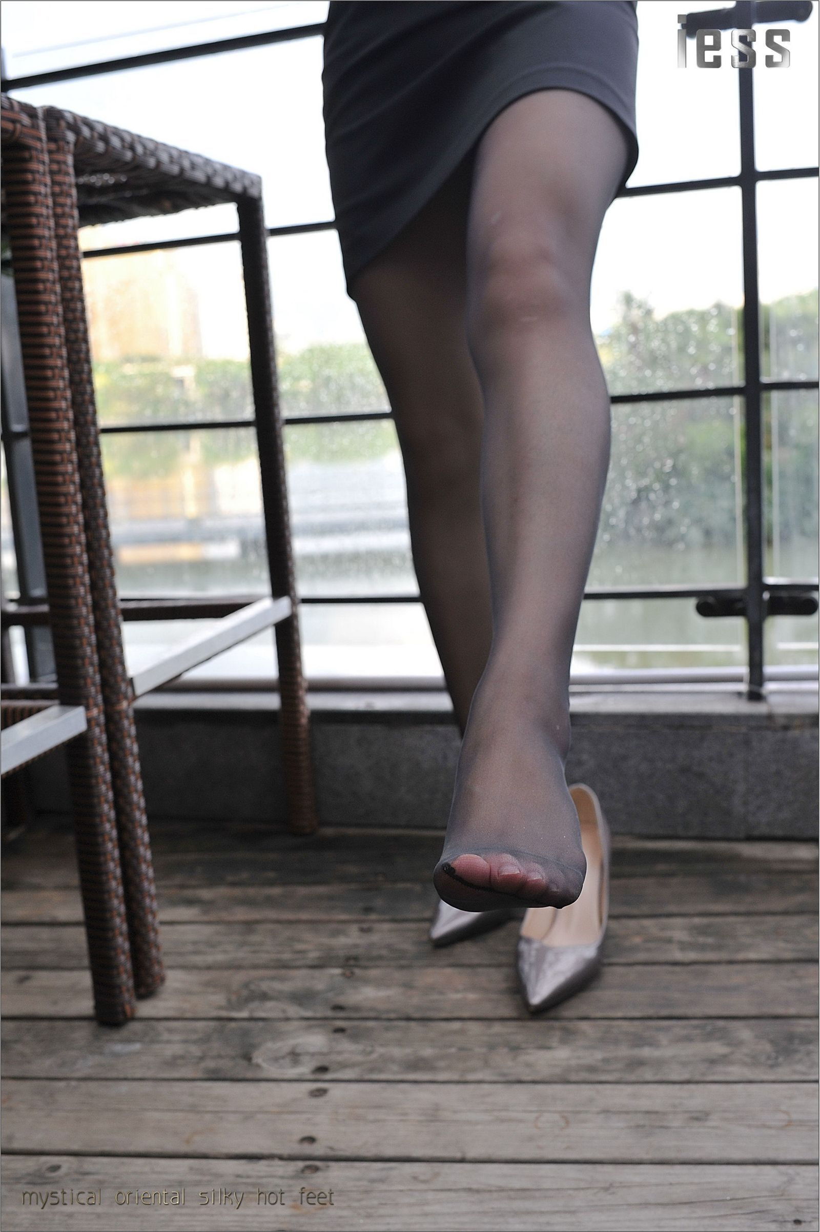 [IESS异思趣向] 2016.11.09 No.029《OL制服黑丝》小雪