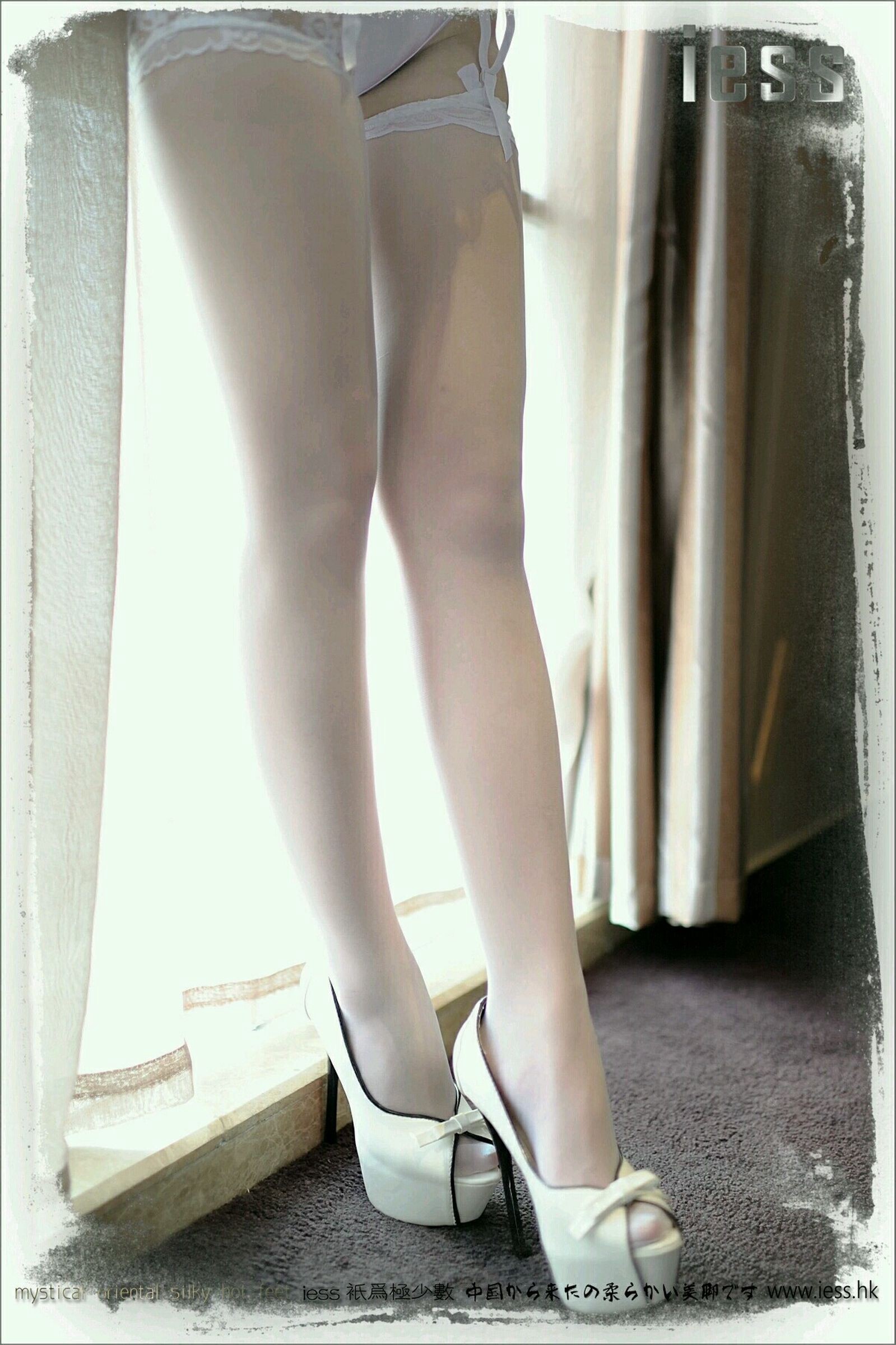 [IESS异思趣向]  楚楚 腿神与白丝袜