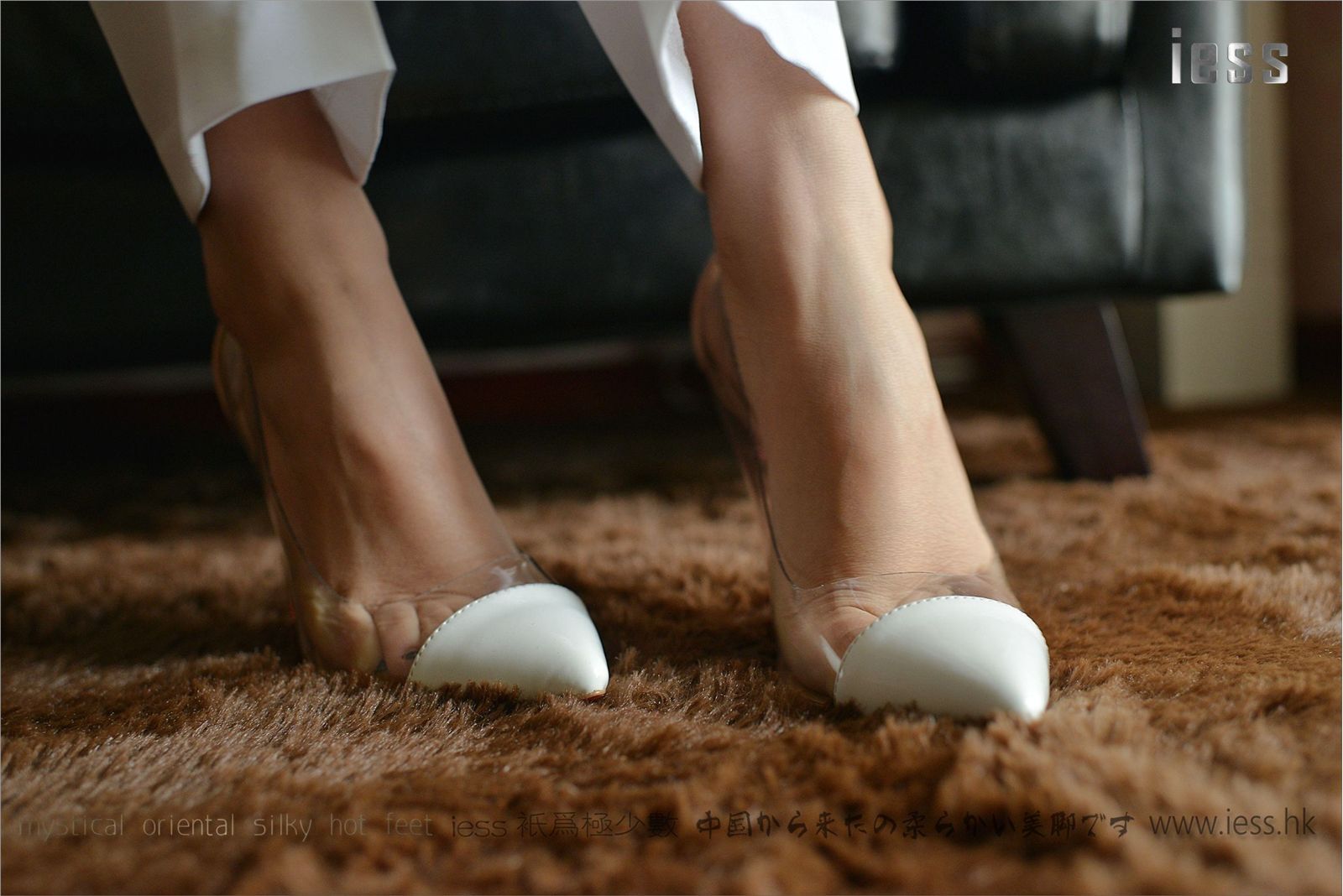 [IESS]异思趣向 悬念 【典藏】裸足高跟鞋
