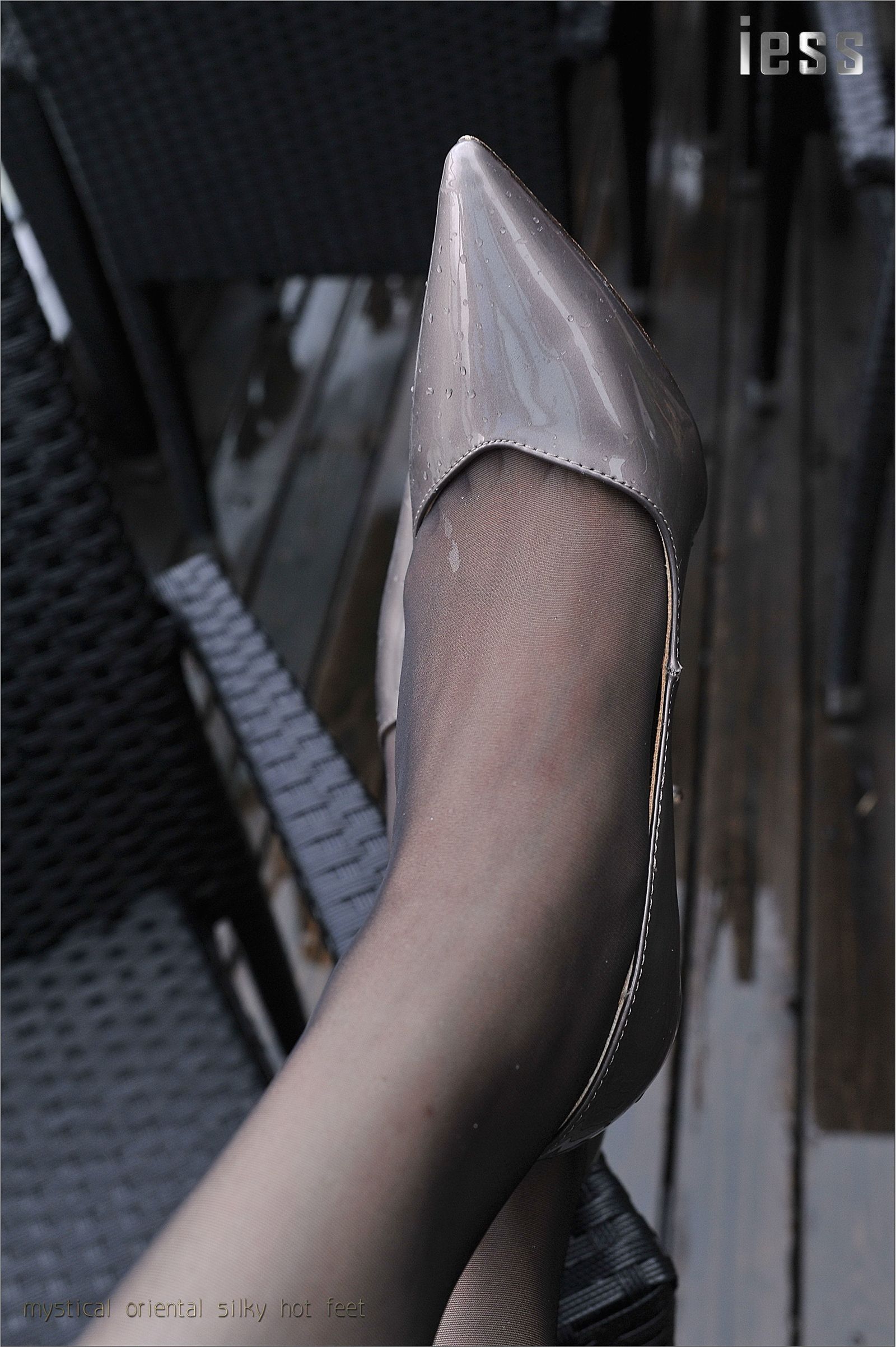 [IESS异思趣向]系列 Model 小雪