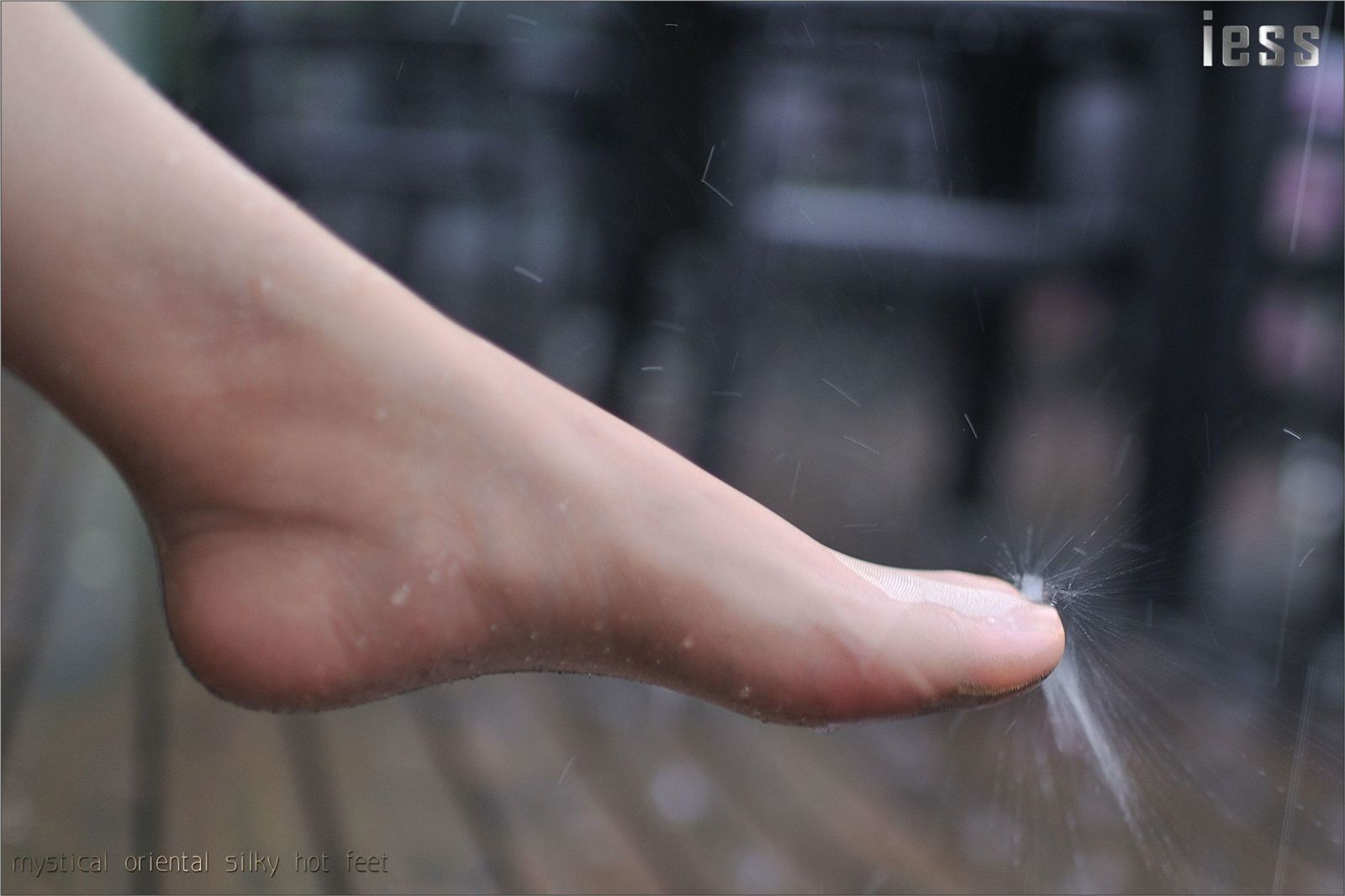 [IESS]异思趣向 小雪 职业白领肉丝细高跟2