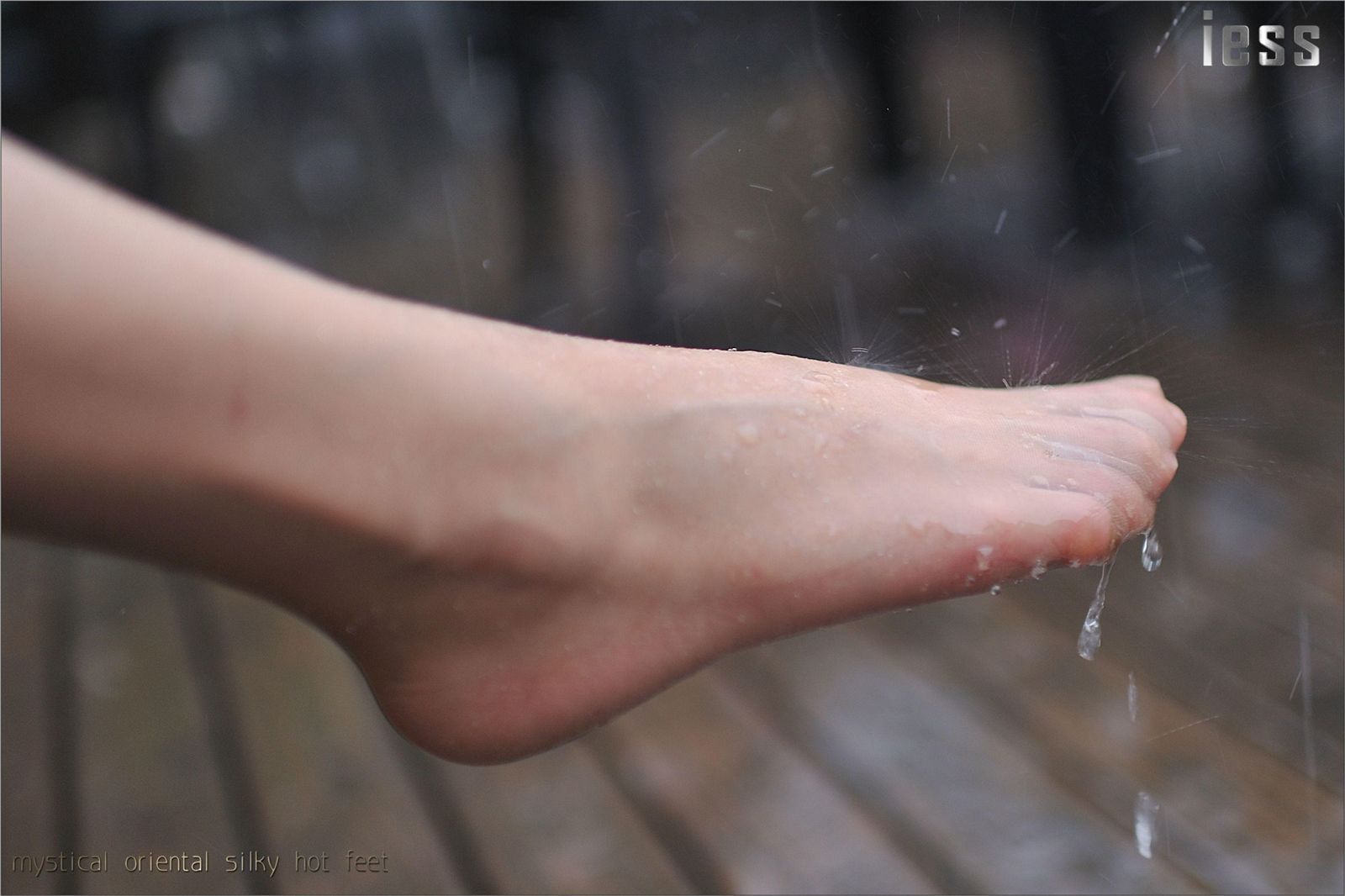 [IESS]异思趣向 小雪 职业白领肉丝细高跟2