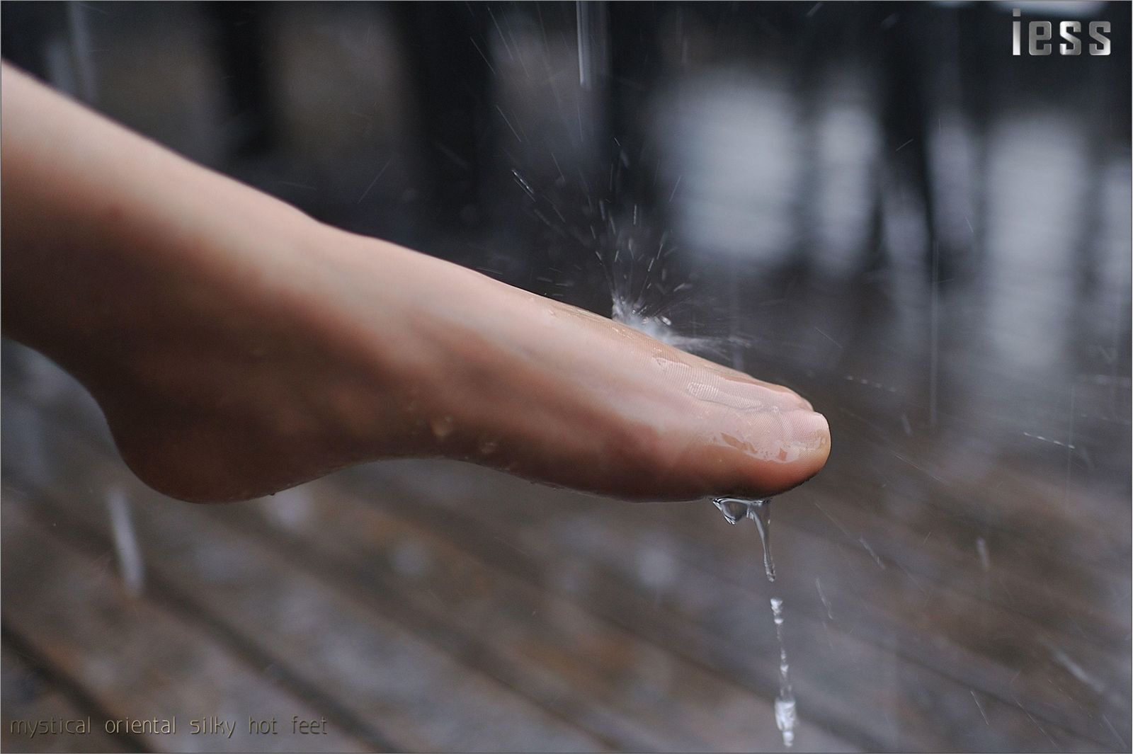 [IESS]异思趣向 小雪 职业白领肉丝细高跟2