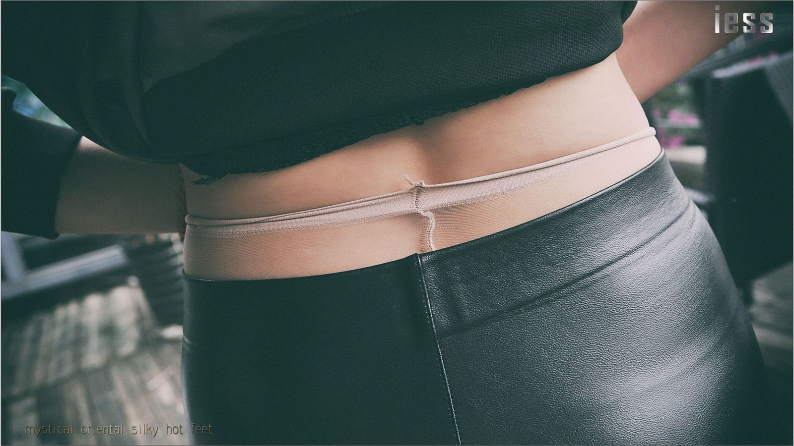 [IESS]异思趣向 羊羊 紧绷皮裤与顺滑肉丝1