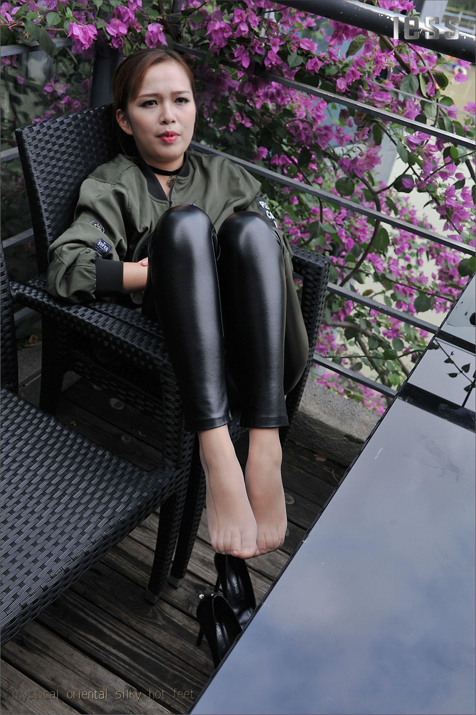 [IESS]异思趣向 羊羊 紧绷皮裤与顺滑肉丝2