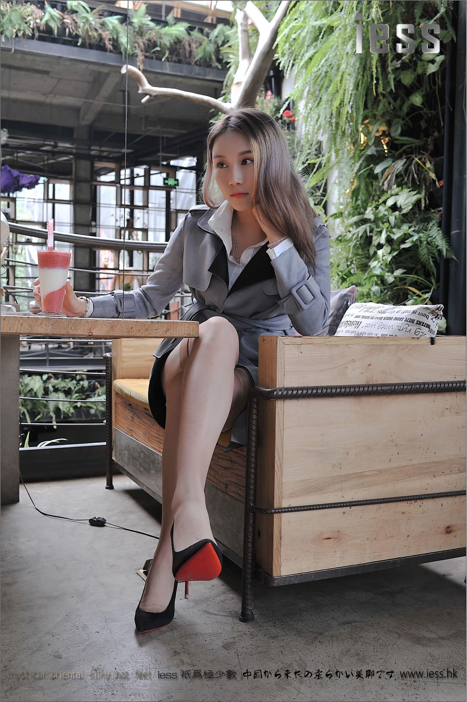 [IESS]异思趣向 模特：羽 《羽》