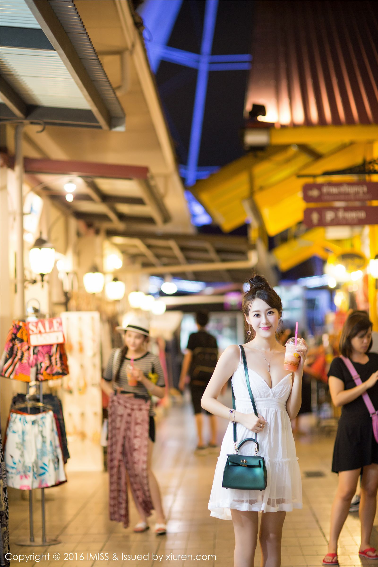 [IMiss爱蜜社]2016.12.01 Vol.141 王曼妮好Q