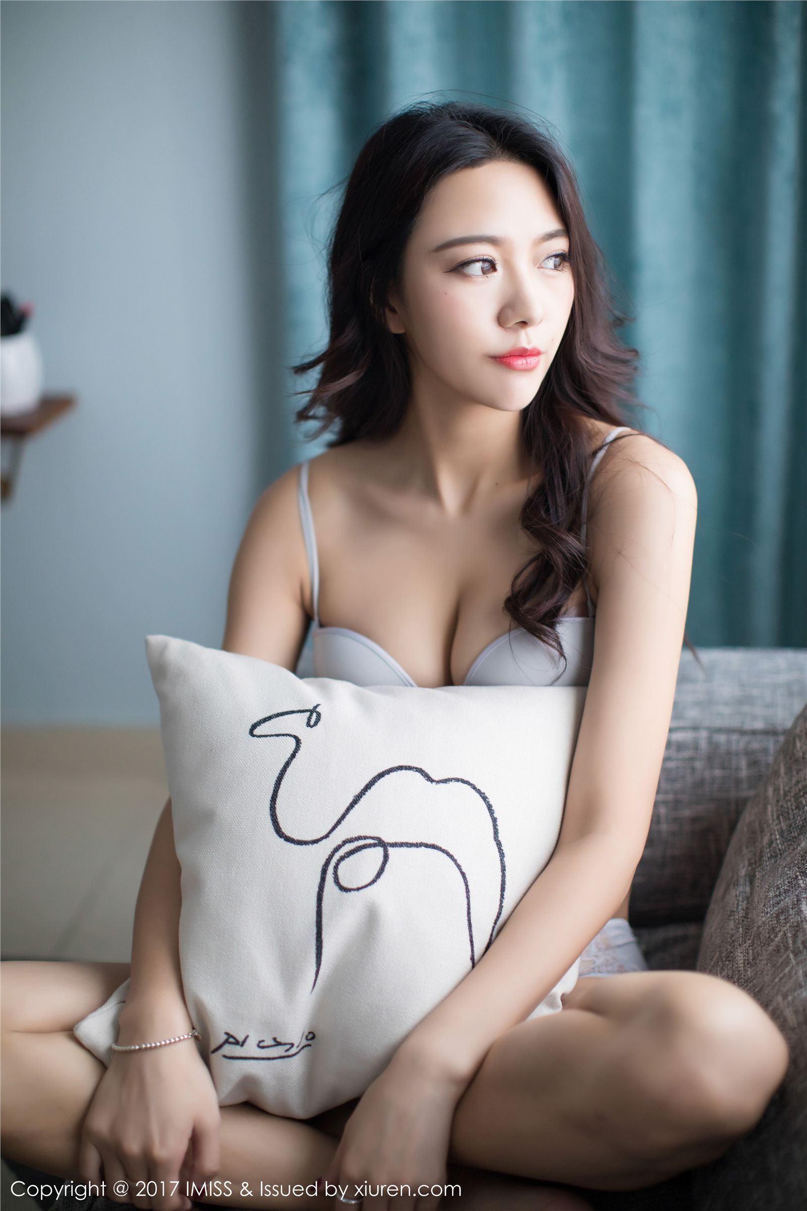 [IMiss爱蜜社]2017.07.12 Vol.174 嫣儿