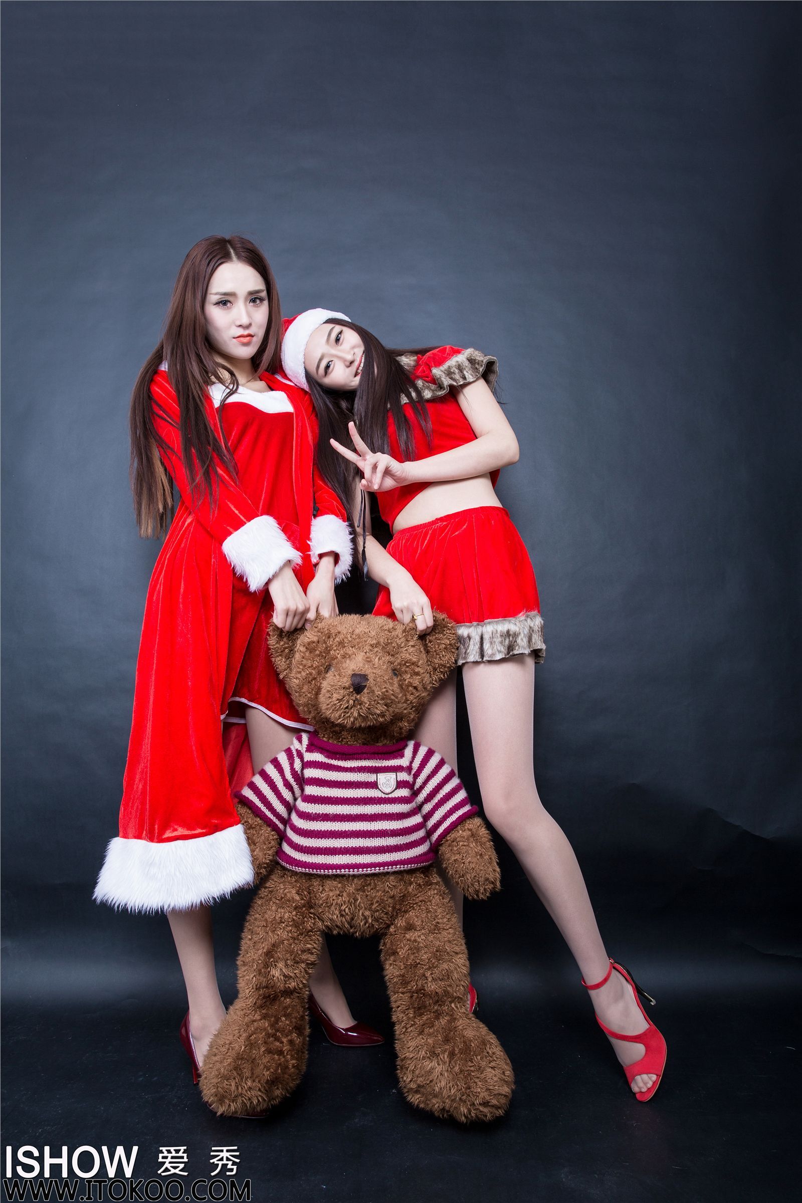 [ISHOW爱秀]2015.12.24 NO.023 小汝Ruby ＆ 小煜CC Merry Christmas
