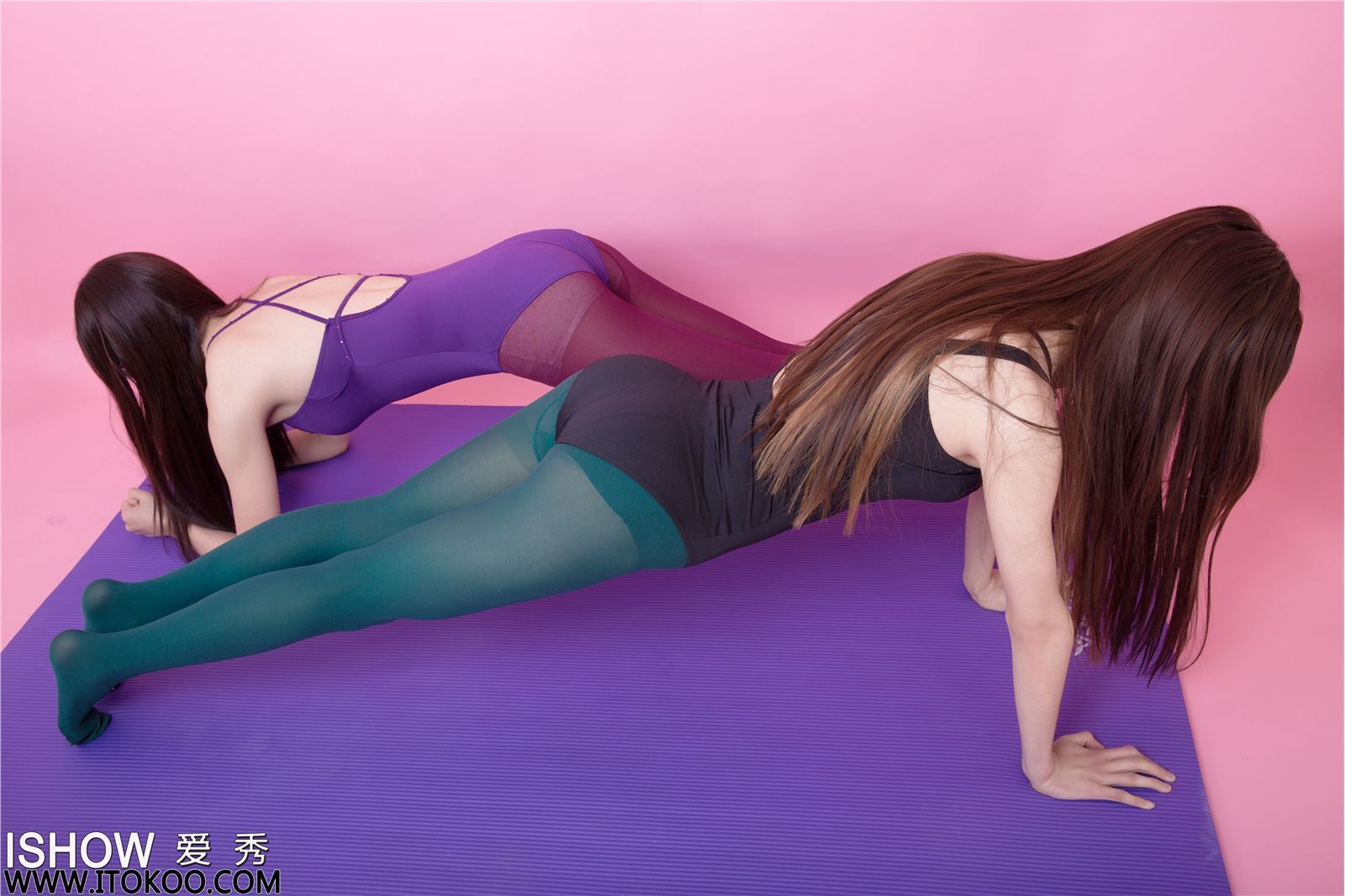 [ISHOW爱秀]2016.02.01 NO.028 小汝Ruby＆小煜CC