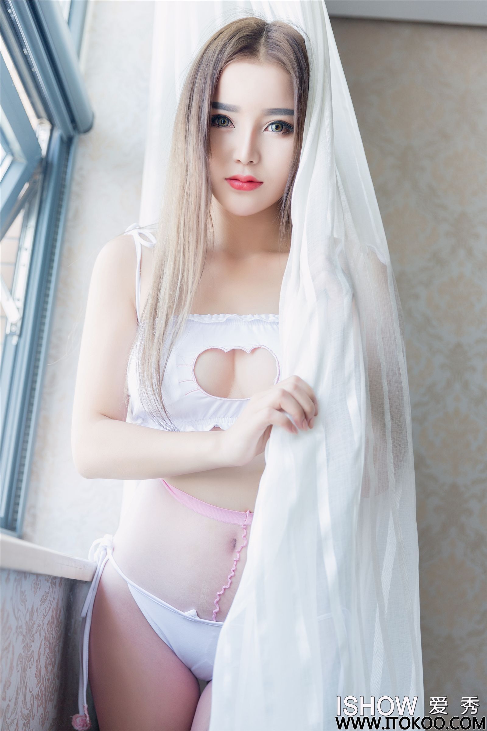 [ISHOW爱秀]2016-11-19 NO.076 甜甜SweeTT