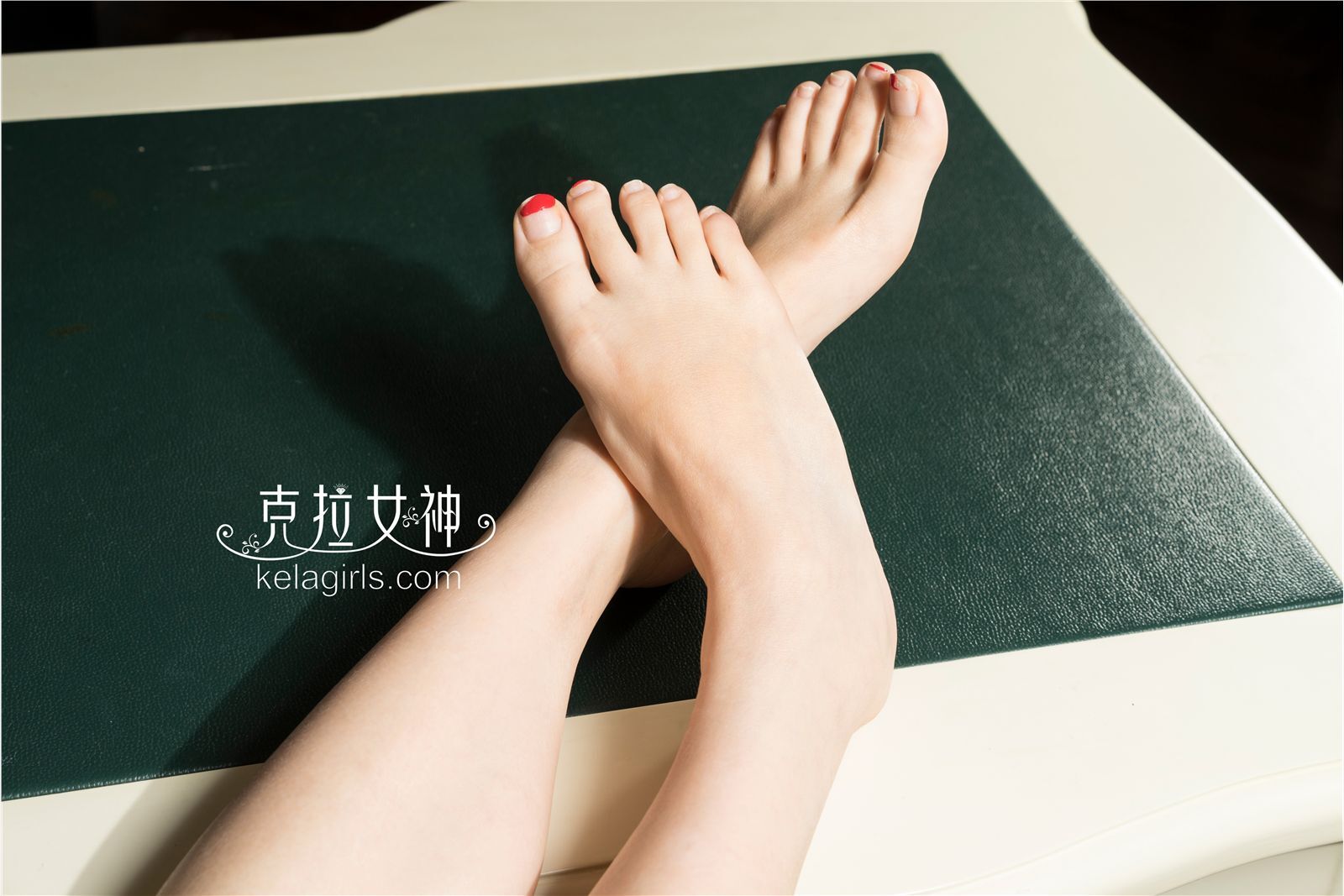 [KeLaGirls]克拉女神 2017-02-22 依依  纤纤玉足