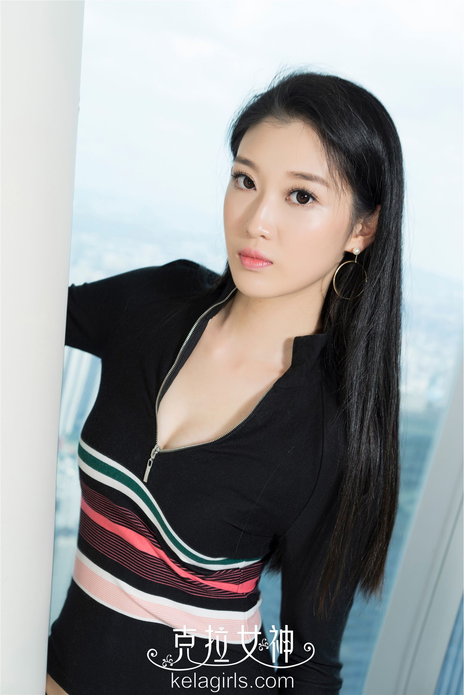 [KeLaGirls]克拉女神 2017-04-14 思茹 媚眼含秋波