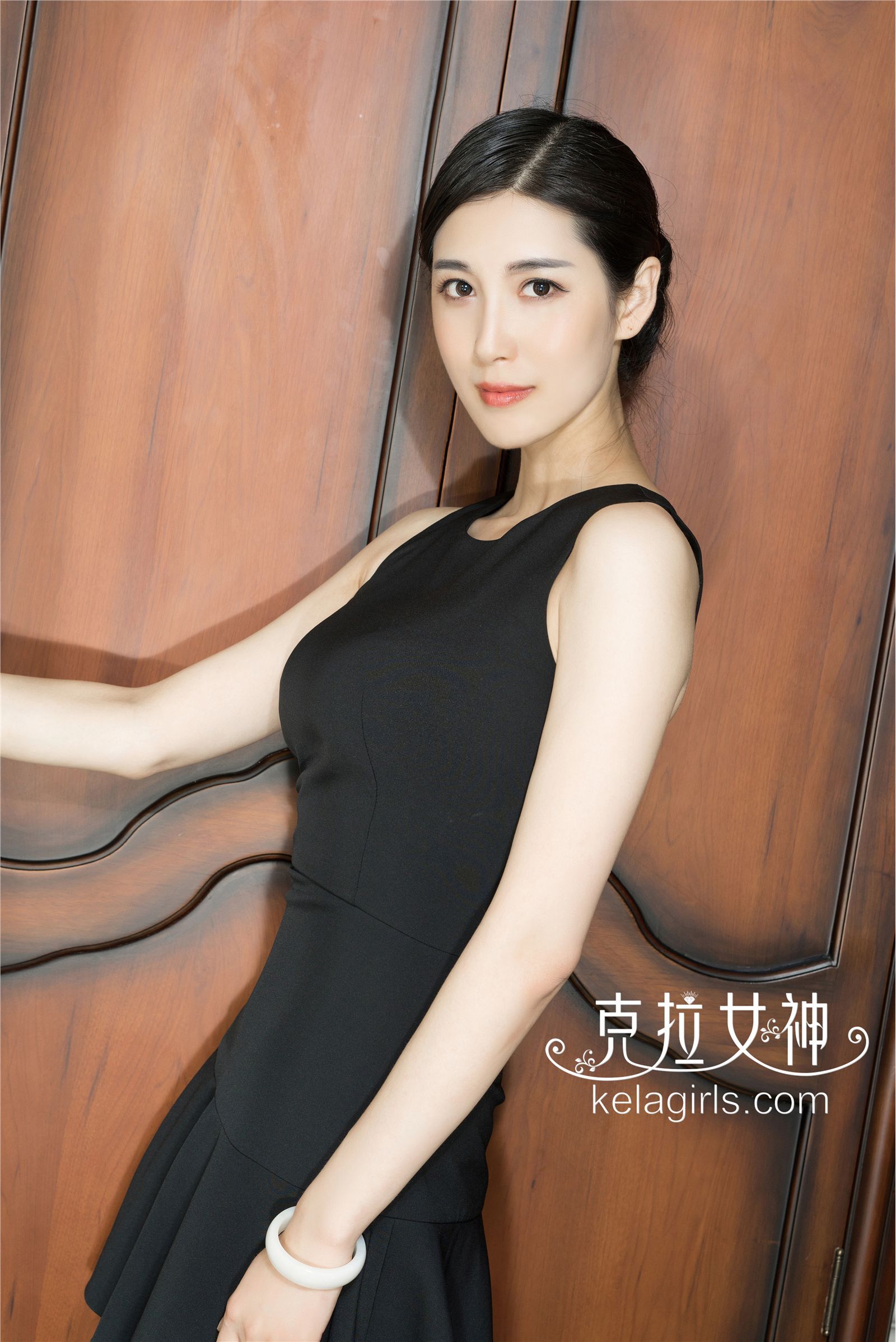 [KeLaGirls克拉女神] 2017.04.22 《愿闻女人香》王睿