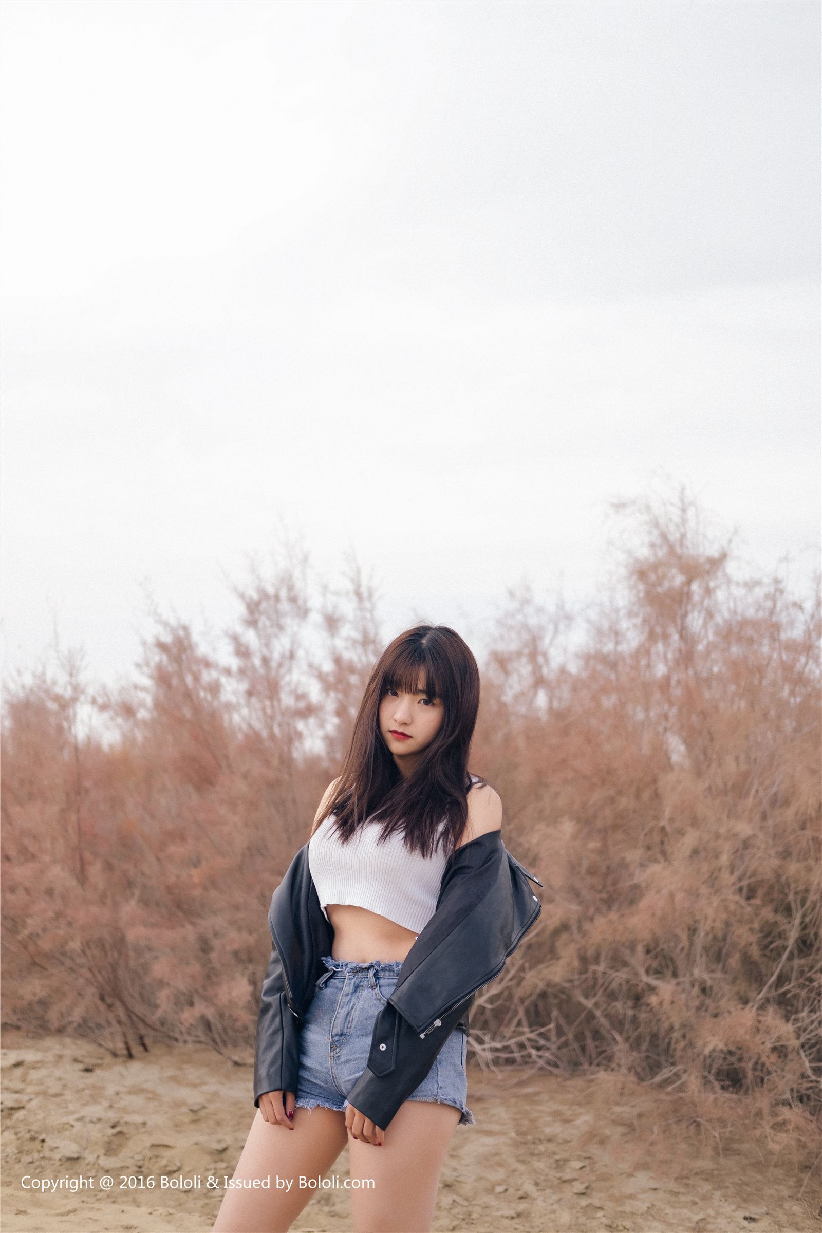 [Kimoe 激萌文化] Vol.010  周闻球球沙漠机车女