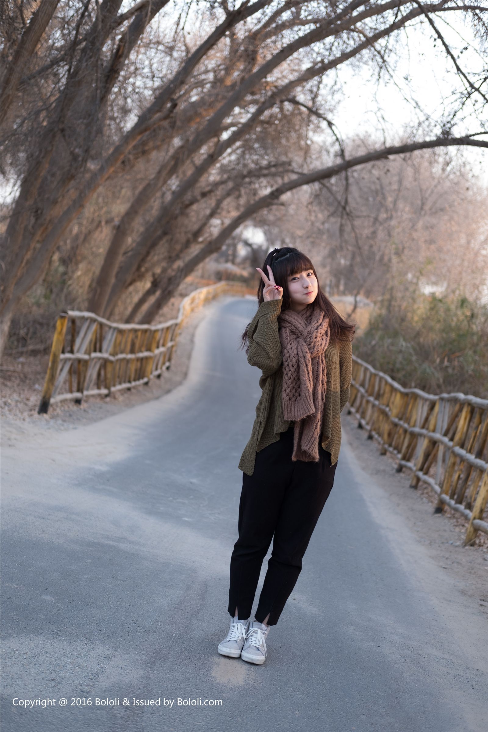 [Kimoe]2016.12.29 Vol.014 周闻 球球穿毛衣变身小可爱