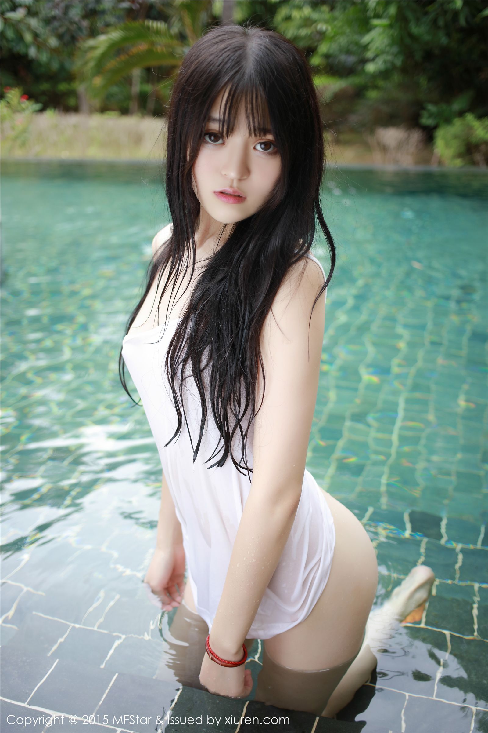 [MFStar模范学院] 2015.10.17 Vol.029 伊小七MoMo 首次旅拍的首套写真