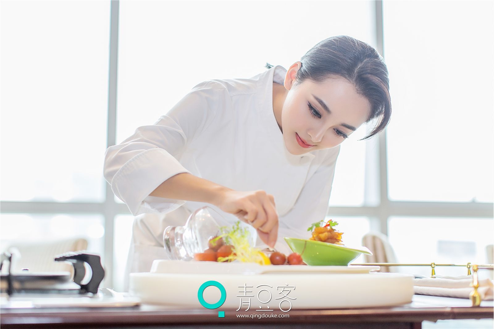 [QingDouKe青豆客]2015.01.05 梁晶莹