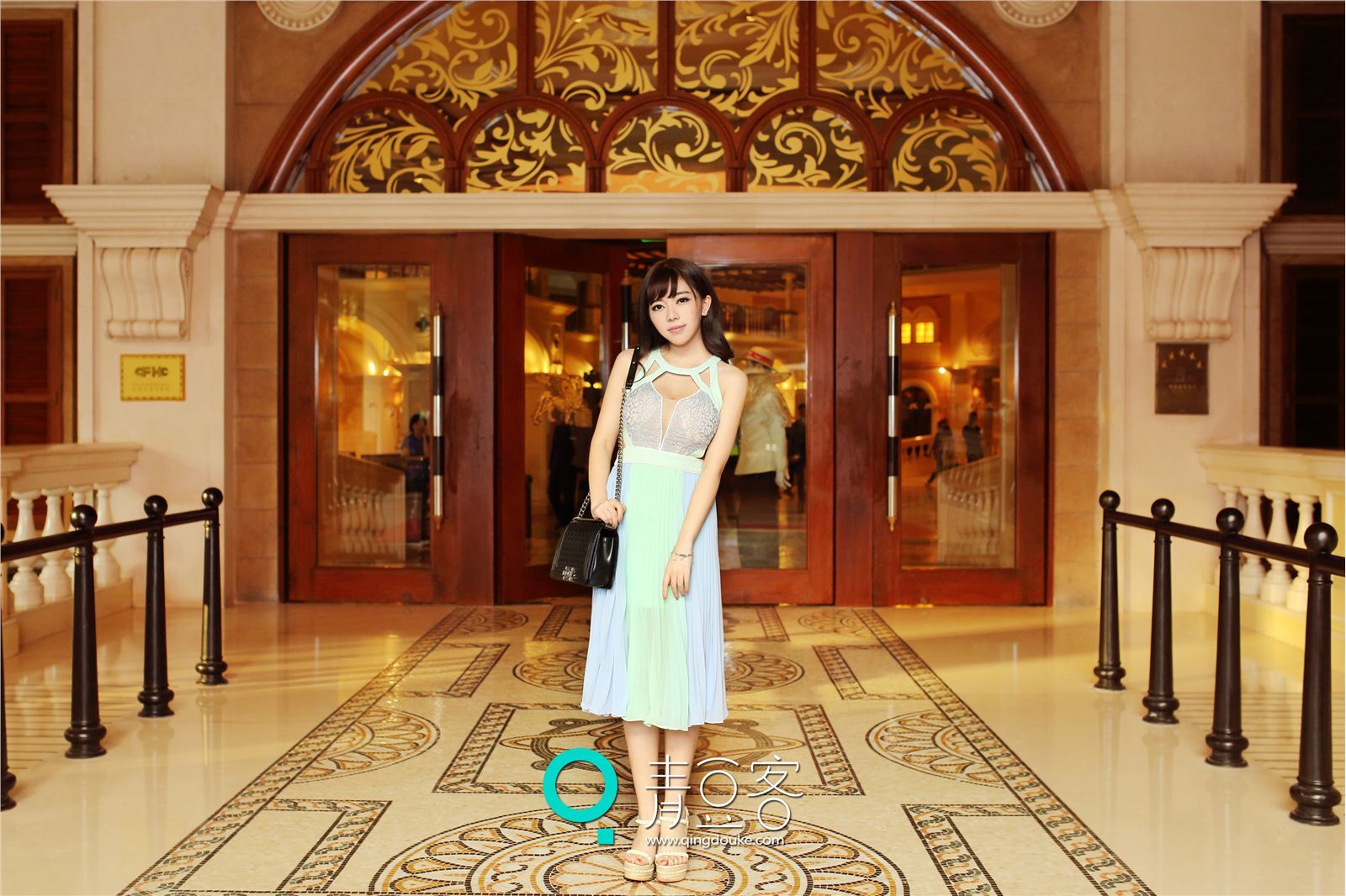 [QingDouKe青豆客]2015.01.09 刘飞儿Faye