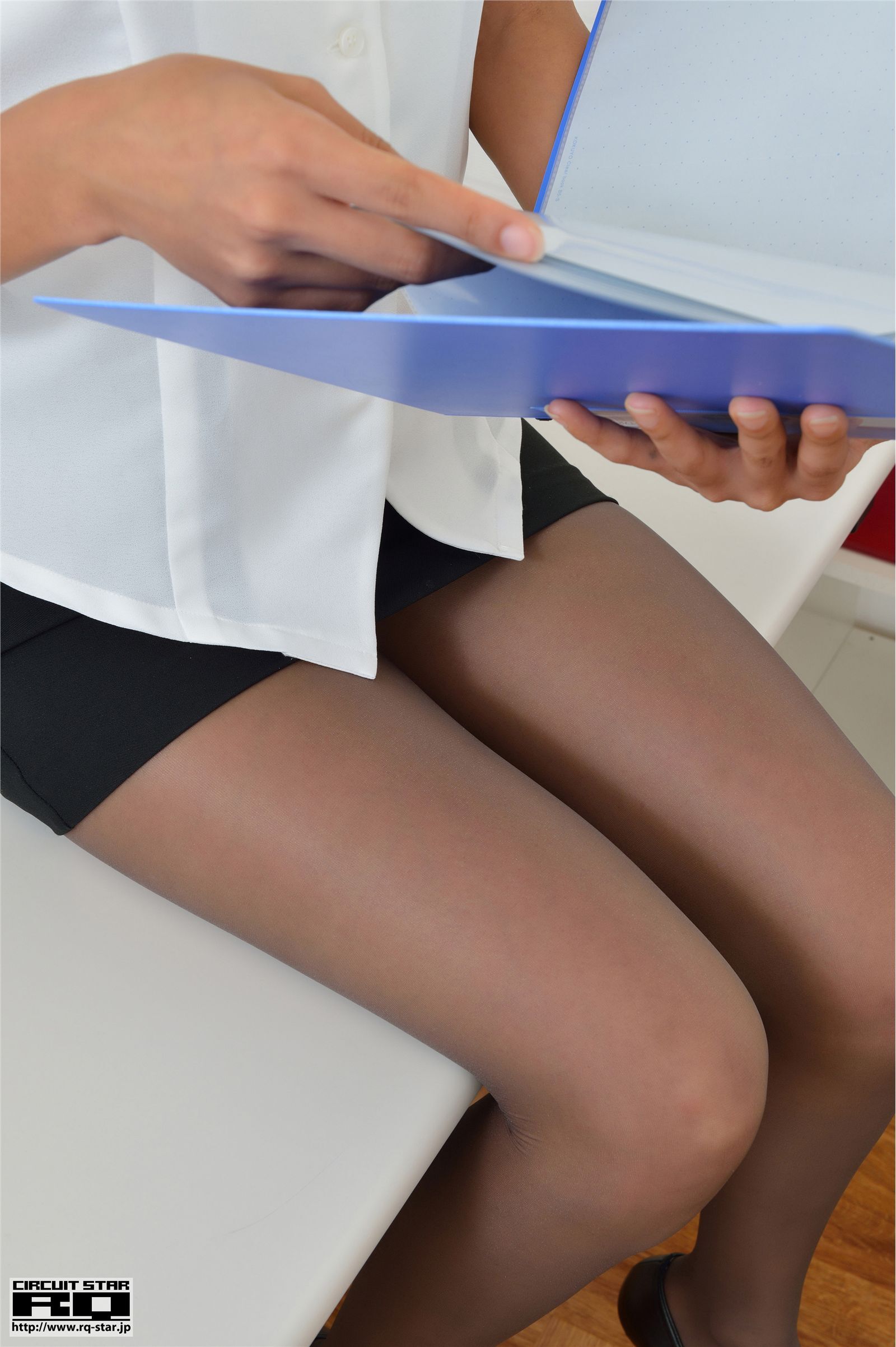 [RQ-STAR]2015.04.01 NO.00987 Megu Aoyama 青山めぐ Office Lady