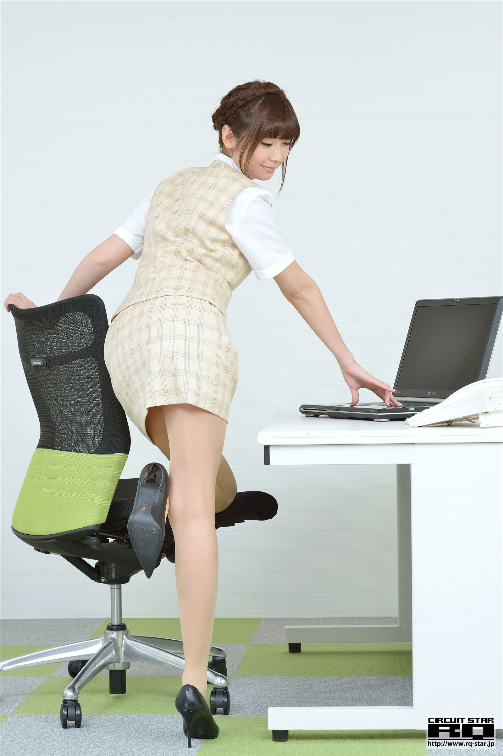 [RQ-STAR]2015.10.30 NO.01080 Airi Sasaki 佐崎愛里 Office Lady