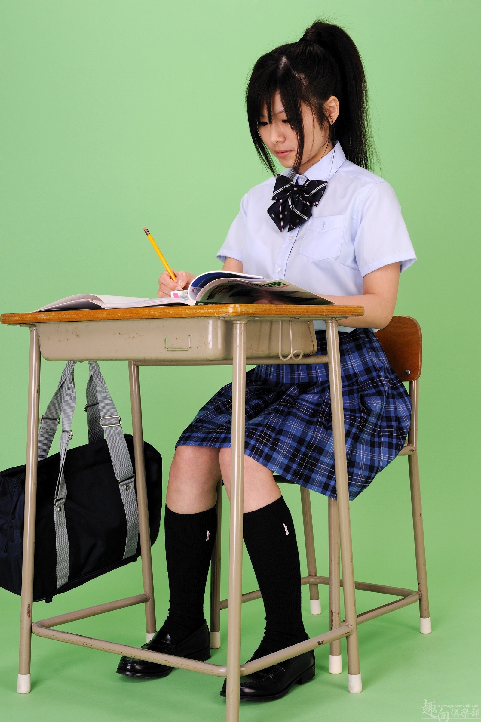 [Syukou-Club]2015.07.09 Digi-Girl No.225  School Girl [水谷ひかり]